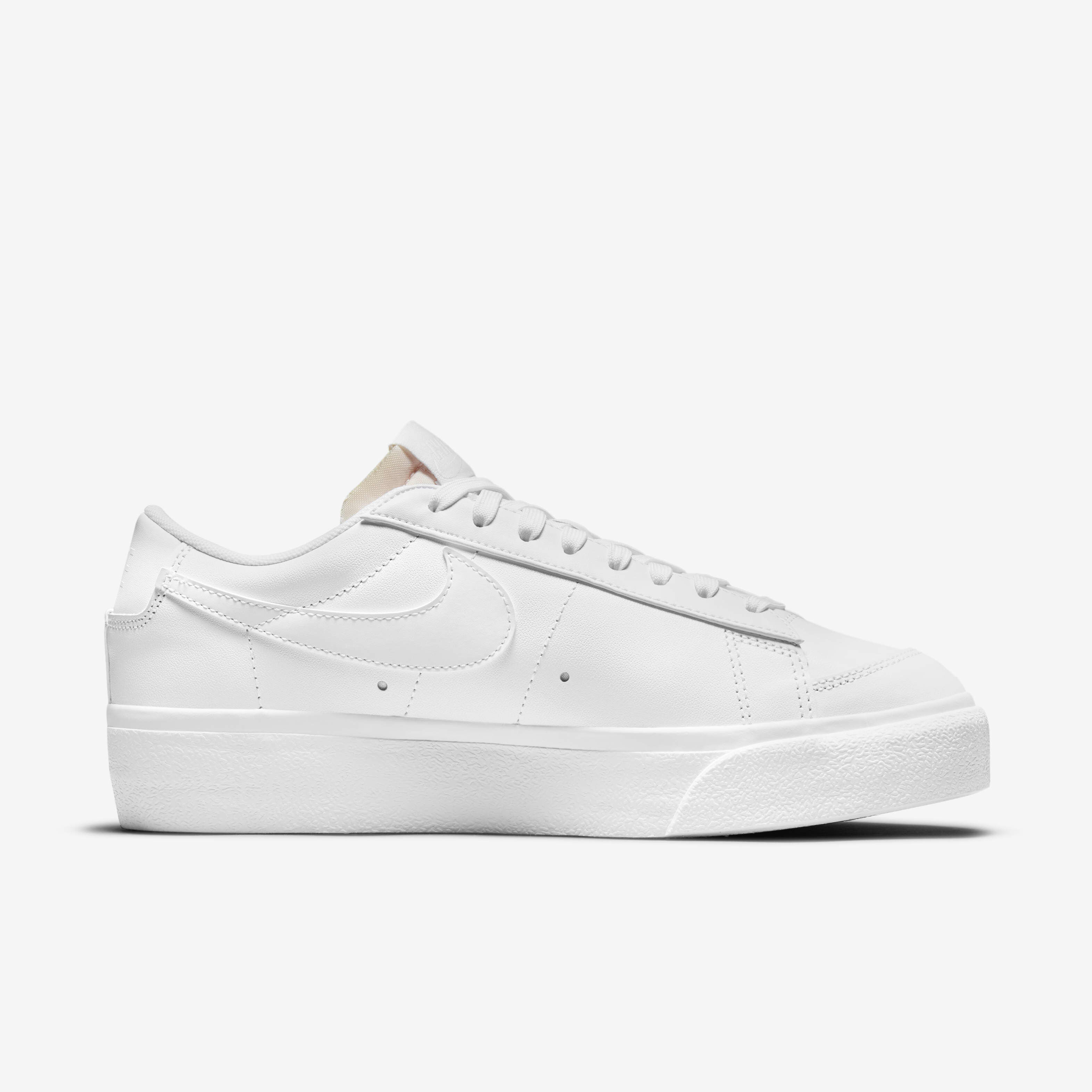 Nike Blazer Low Platform image number 2