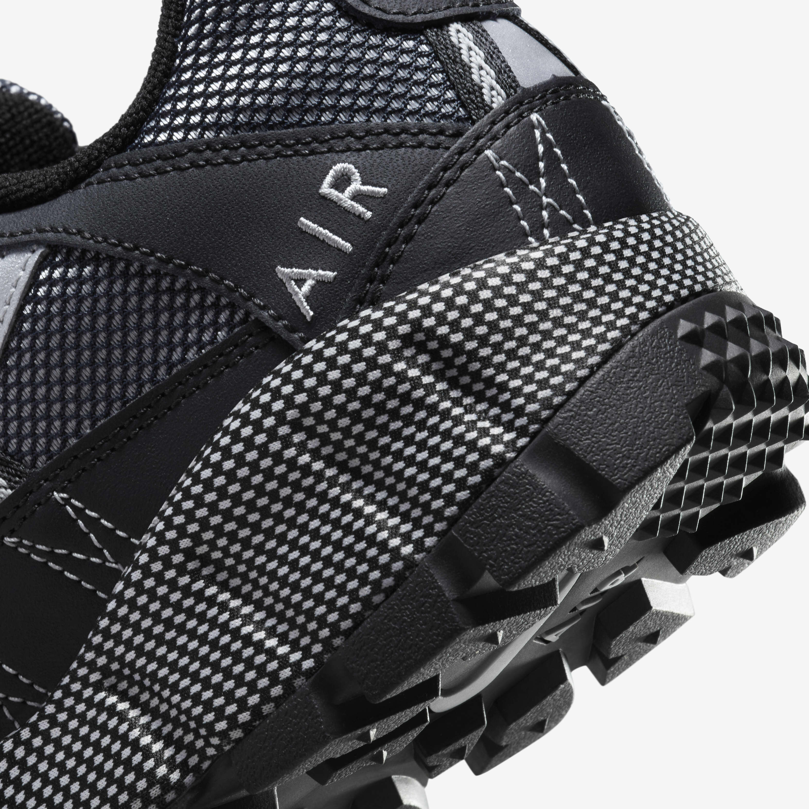 Nike Air Humara image number 7