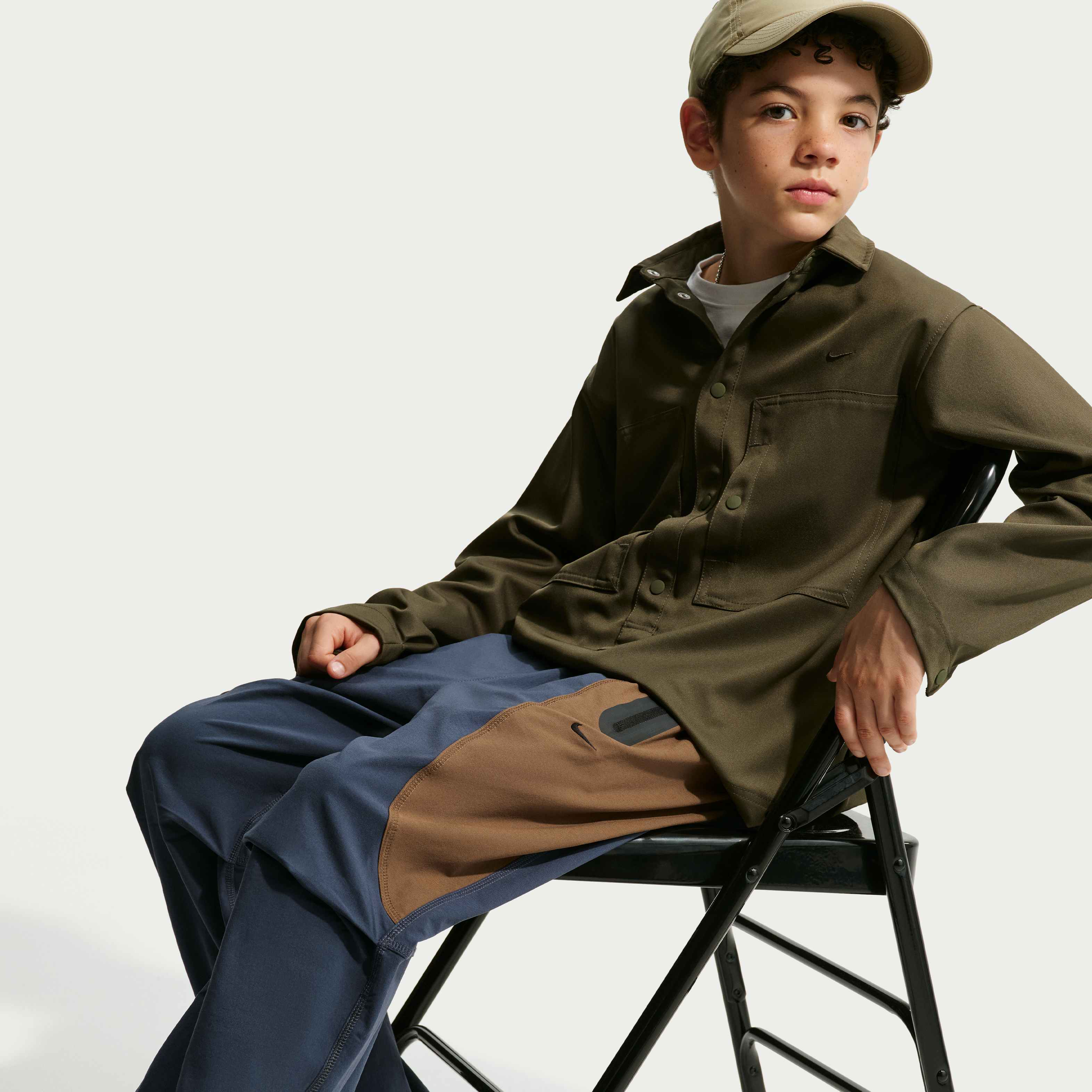 نايكي تك image number 3