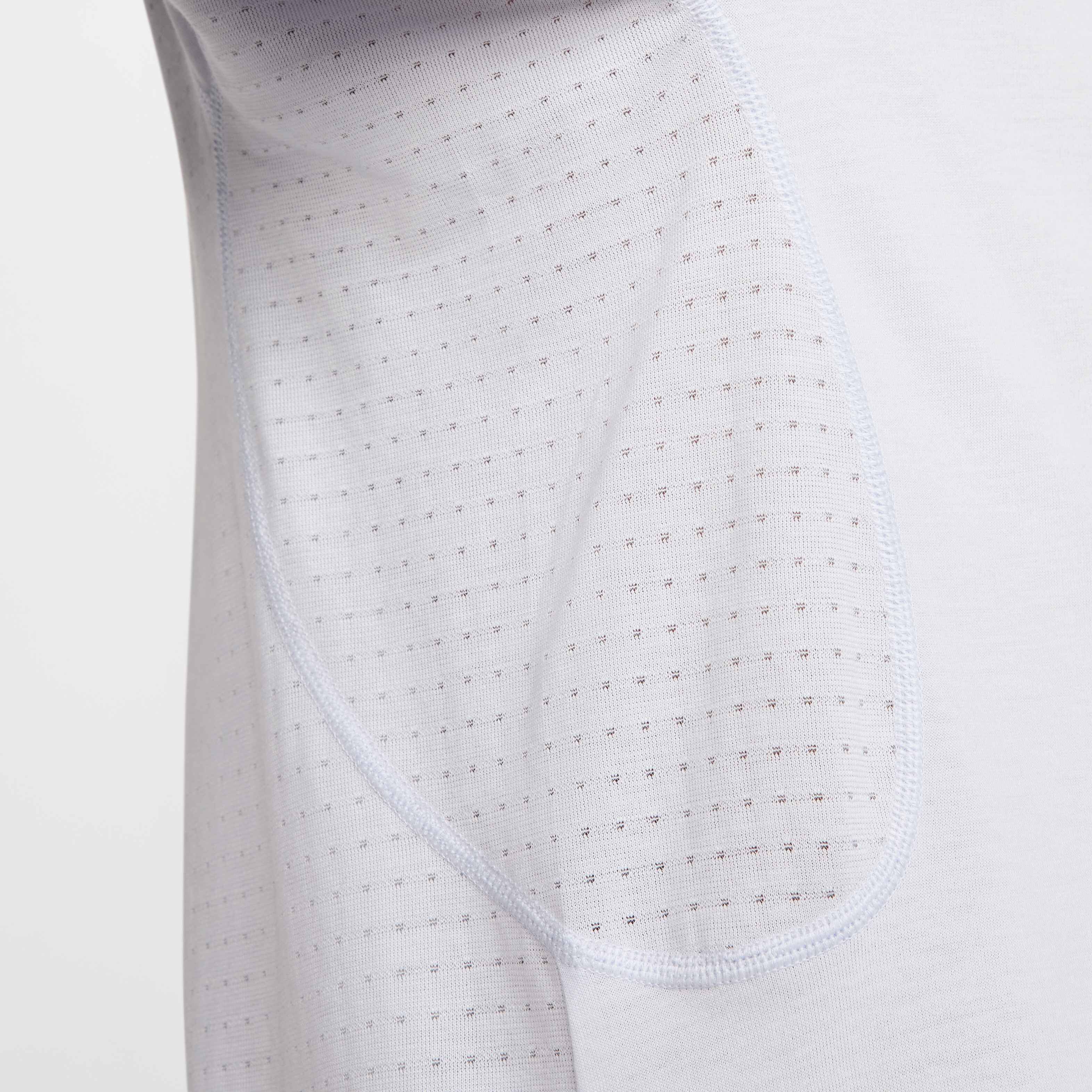 نايكي سولار تشيس image number 3