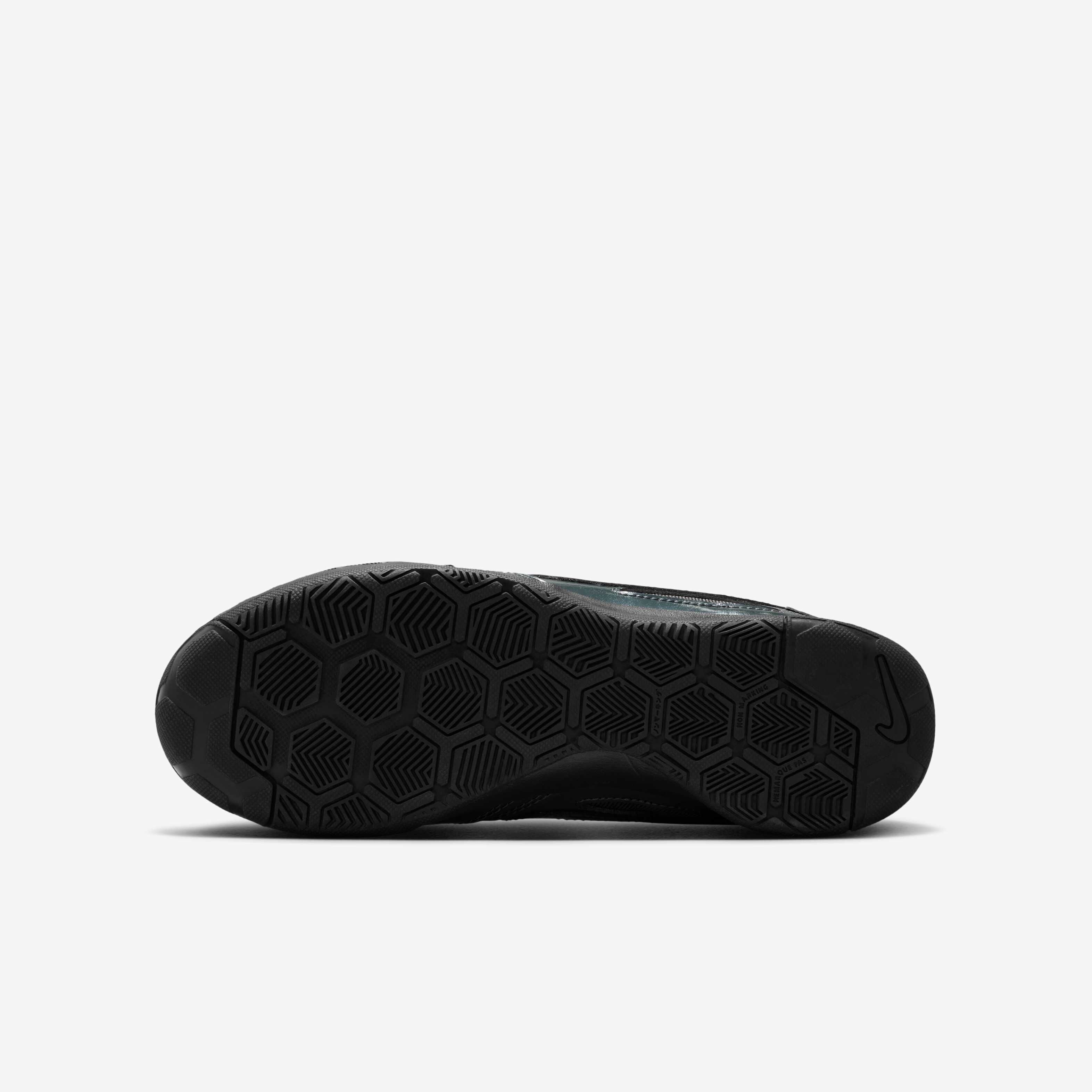 نايكي جاتو LV8 image number 1