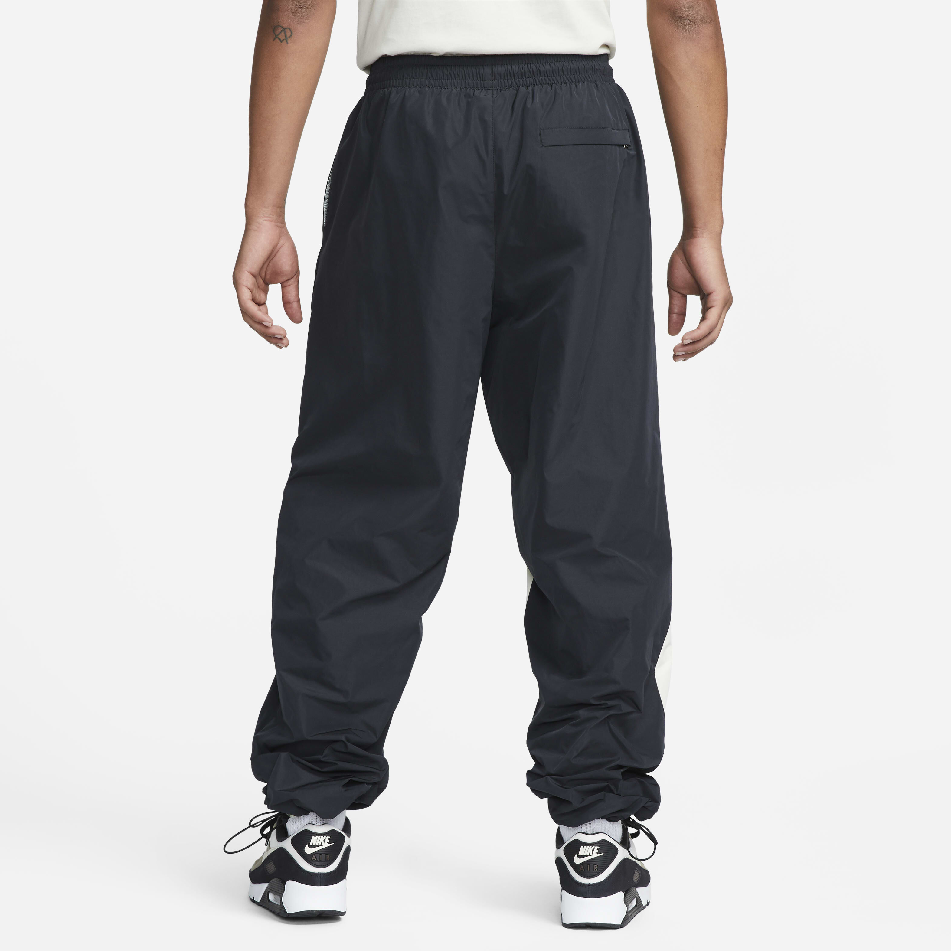 Nike ナイロンパンツ　ナイキ　SWOOSH WOVEN PANT XXL Amazon.com: Nike Sportswear Swoosh Woven Lined Mens Pants