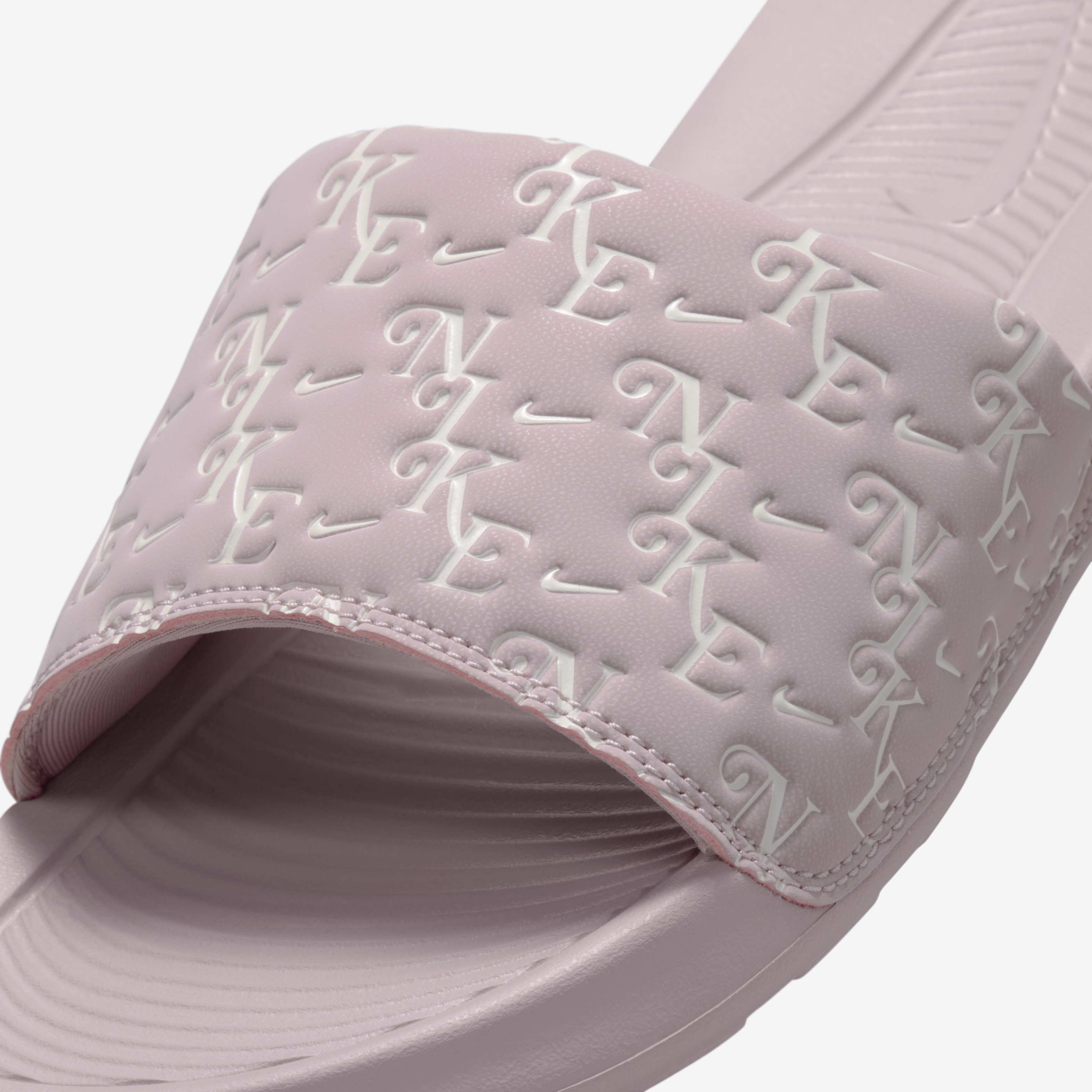 Nike Victori One image number 5