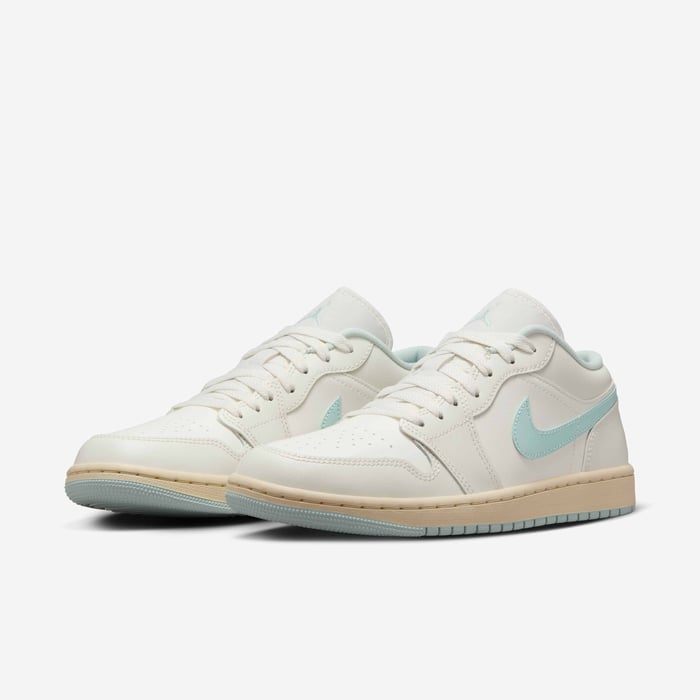 Air Jordan 1 Low image number 4 Air Jordan 1 Low image number 4