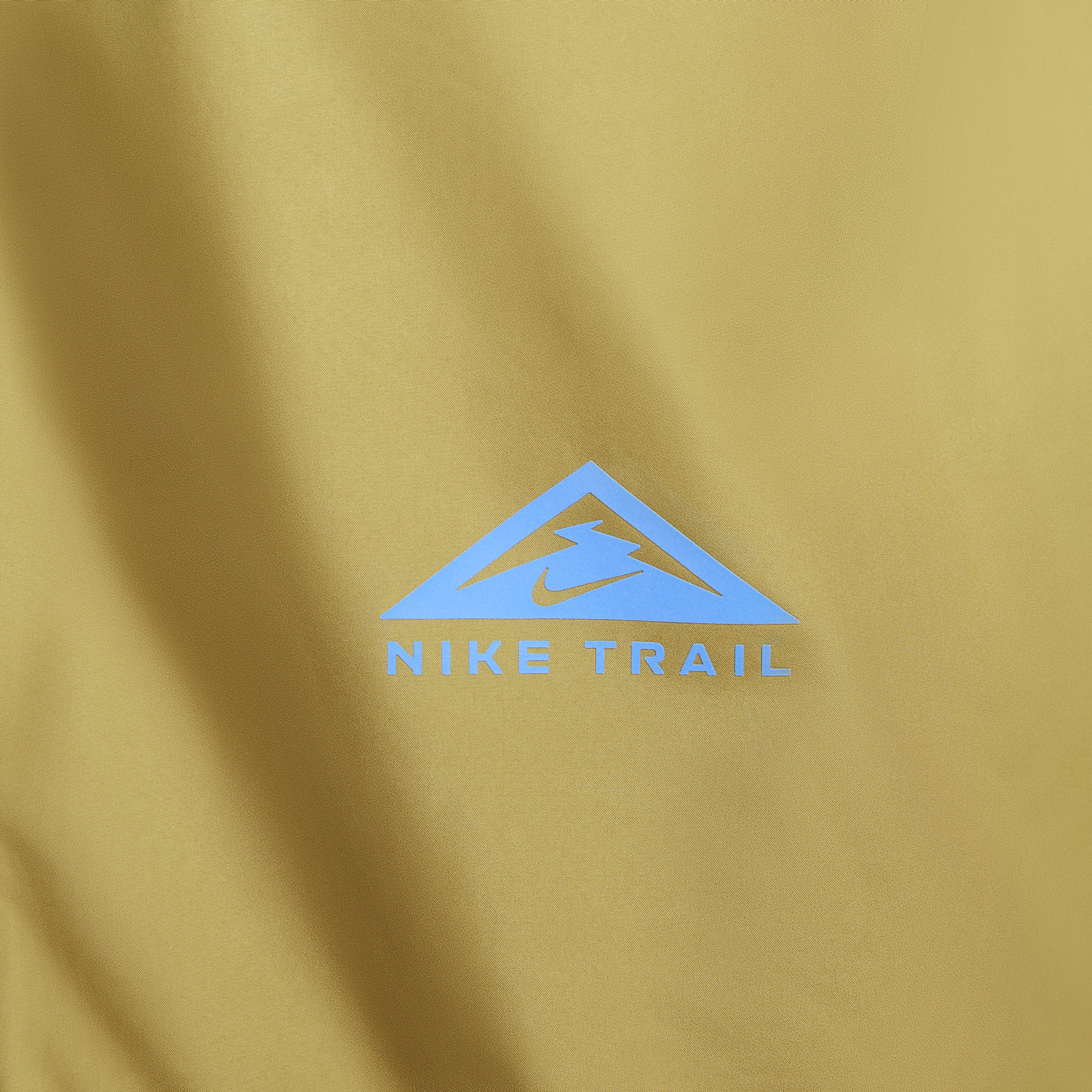 Nike trail hotsell jacket yellow