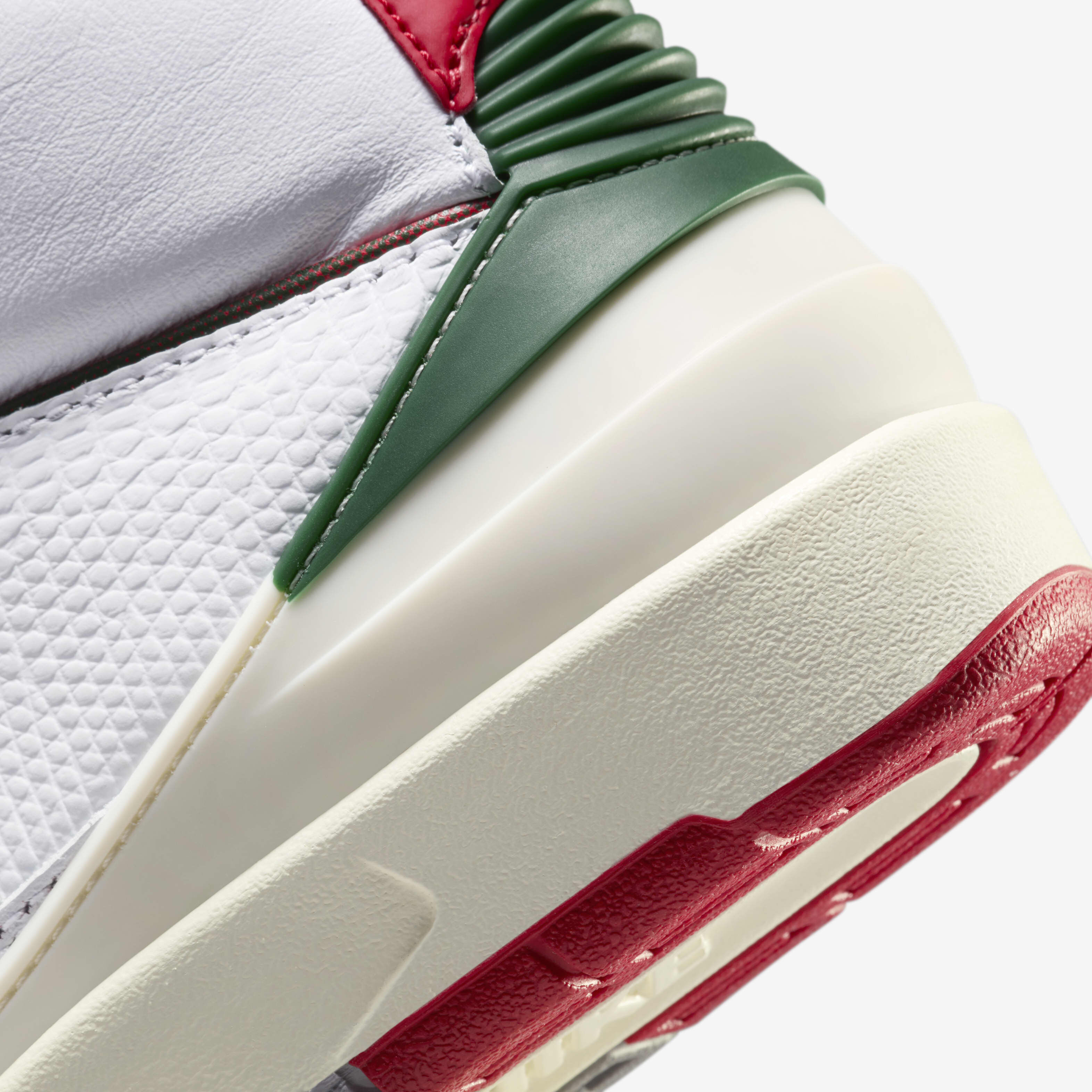 Buy Air Jordan 2 Retro Older Kids' Shoes - White/Fir/Sail