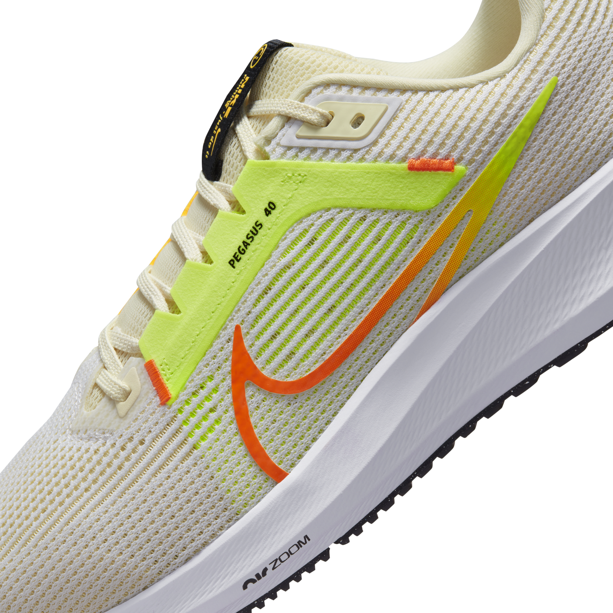 Nike zoom gravity online vs pegasus 35