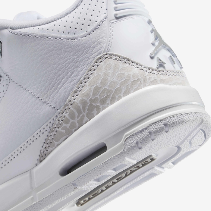 Air Jordan 3 Retro 'Medium Olive' image number 7 Air Jordan 3 Retro 'Medium Olive' image number 7