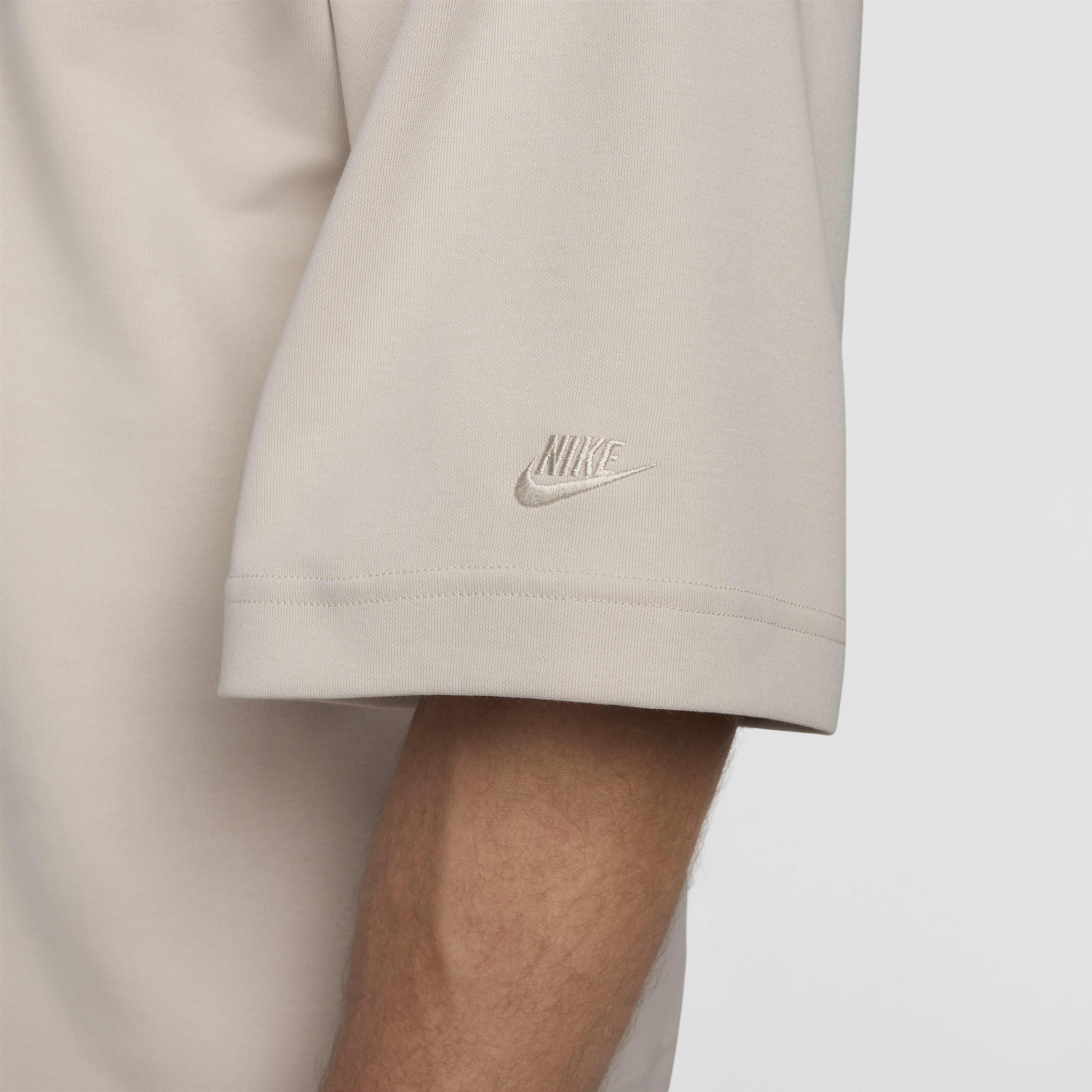 Nike tech t shirt mens 2025