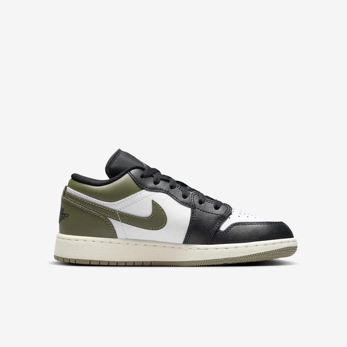 Air Jordan 1 Low image number 2 Air Jordan 1 Low image number 2
