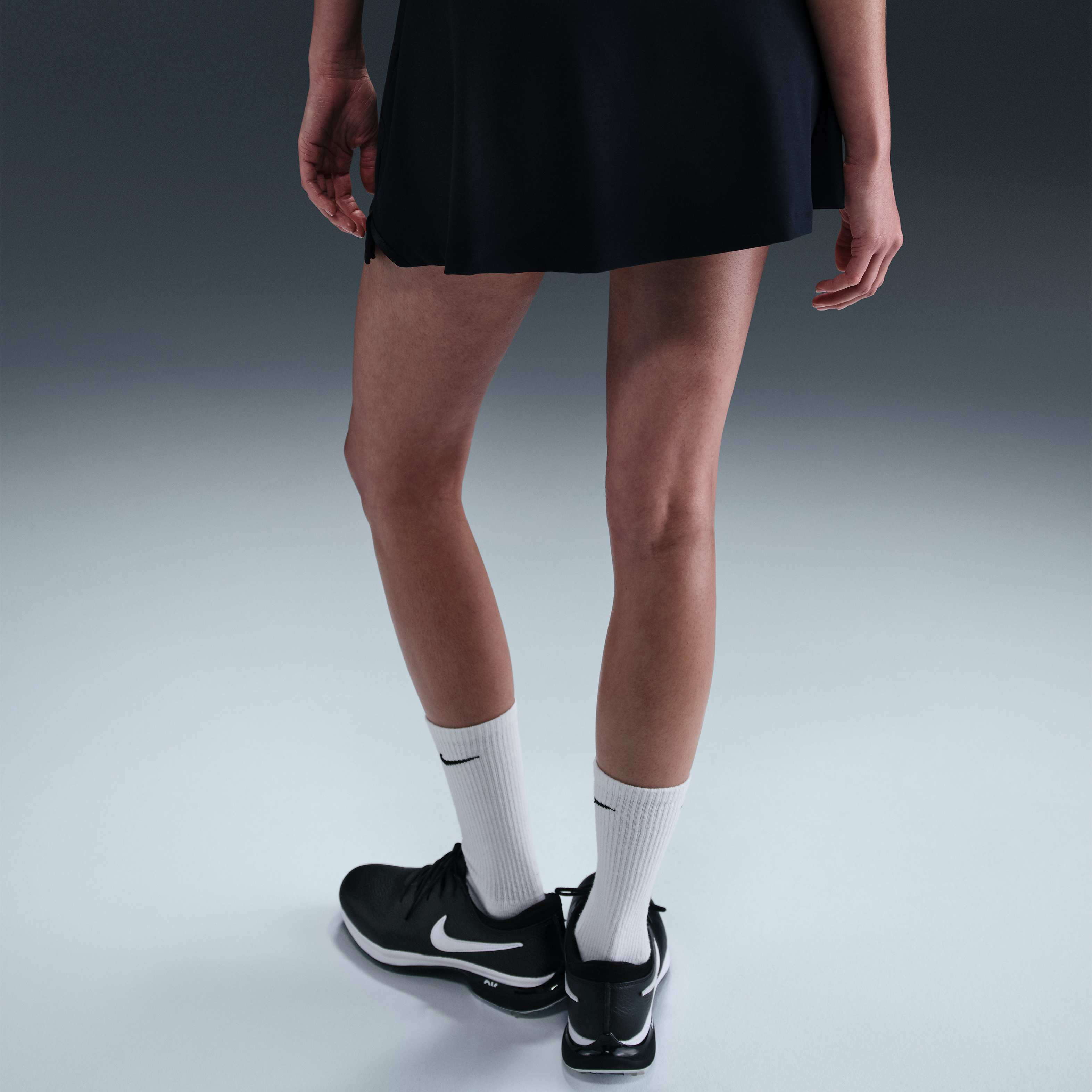 Nike Tour image number 2