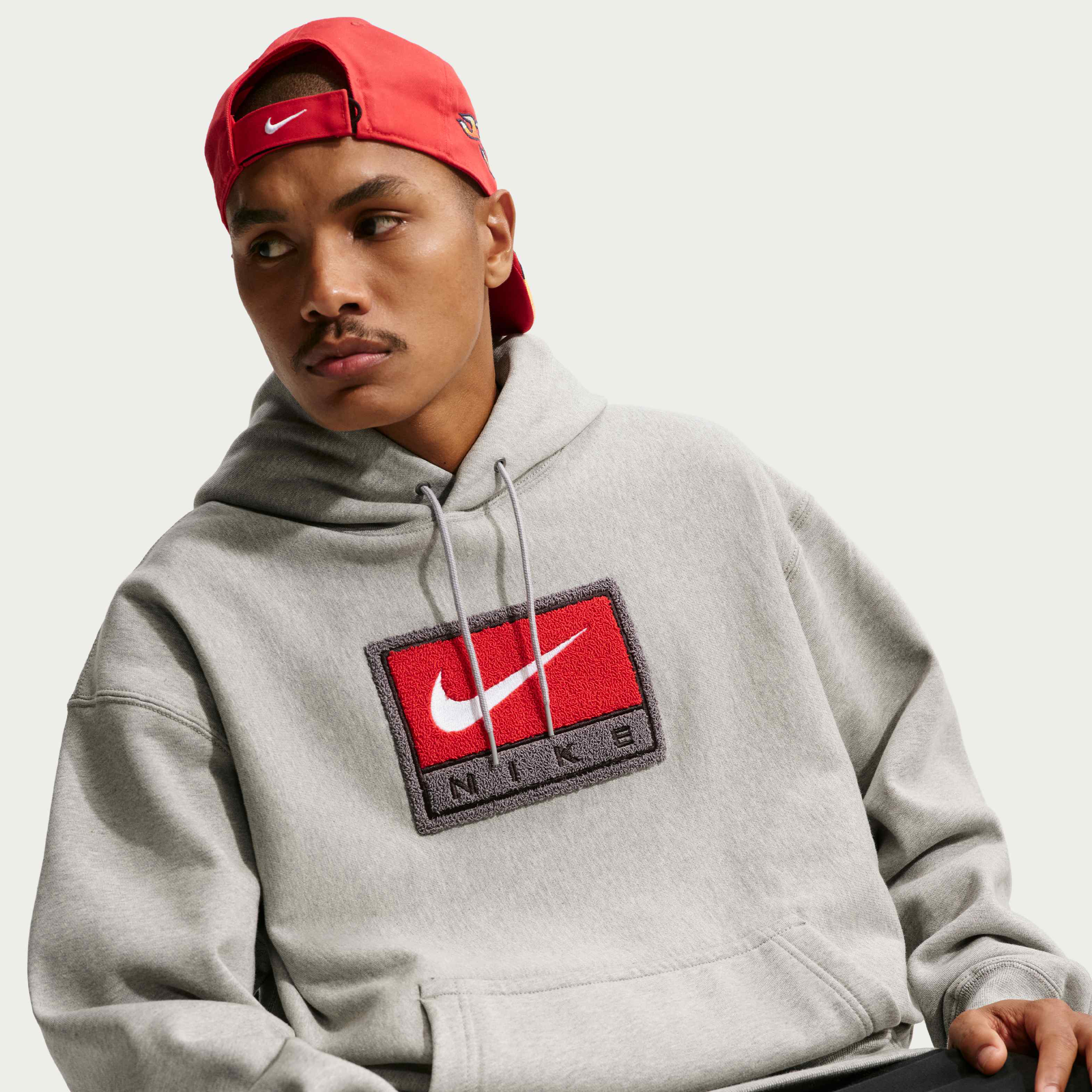 Nike Solo Swoosh image number 2