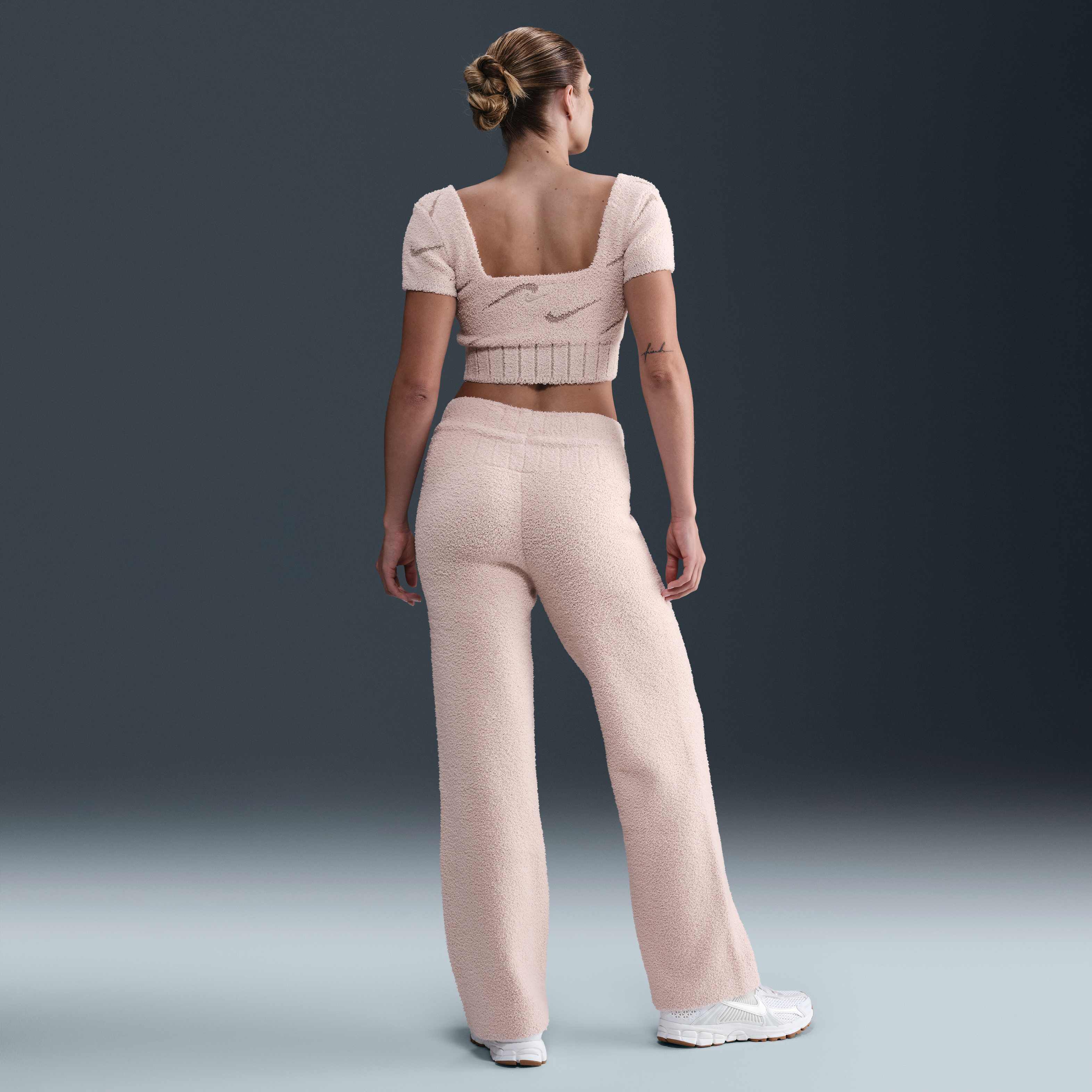 Nike Sportswear Phoenix Cosy Boucl&eacute; image number 4