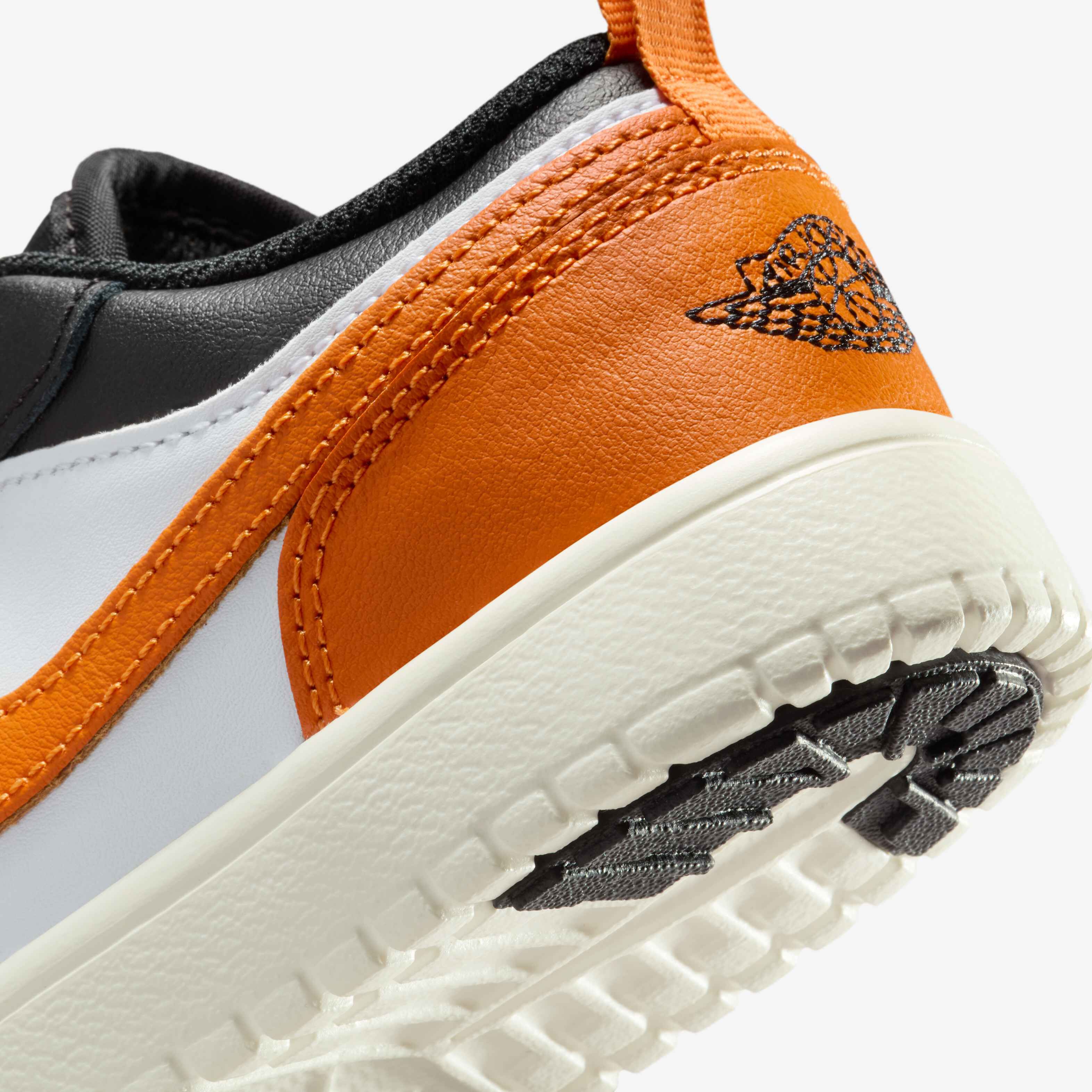 Jordan 1 Low Alt image number 7