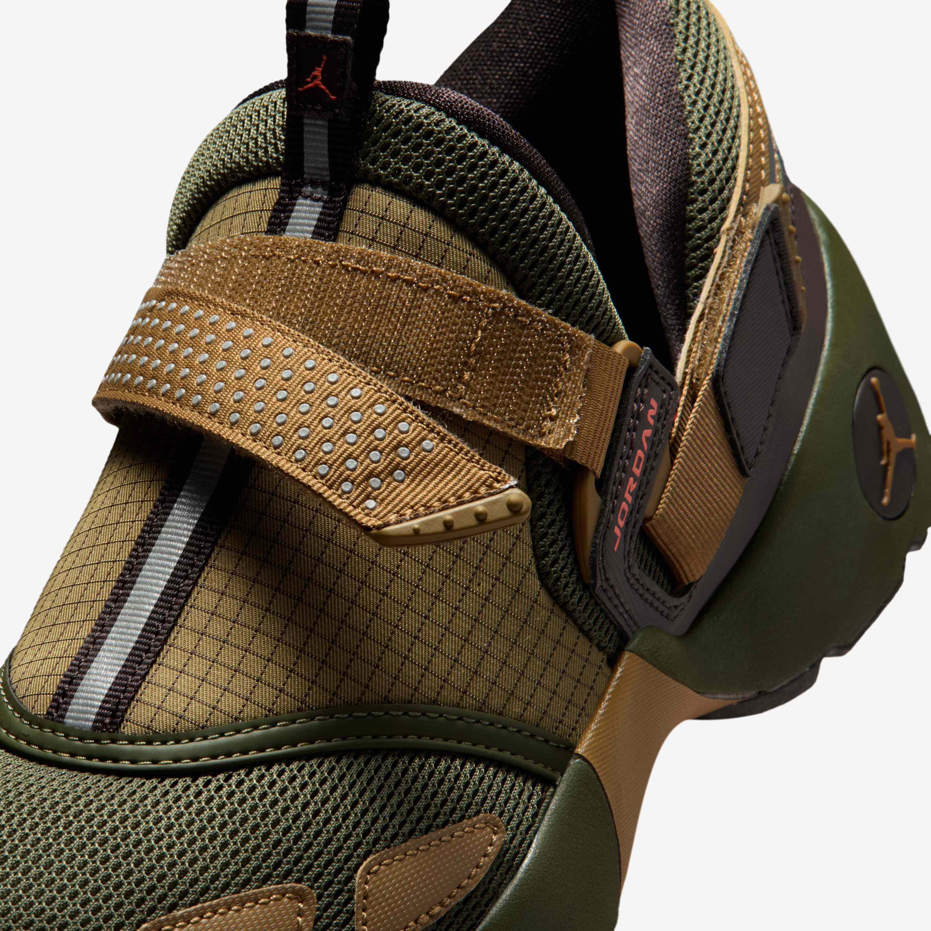 Jordan Trunner LX image number 6