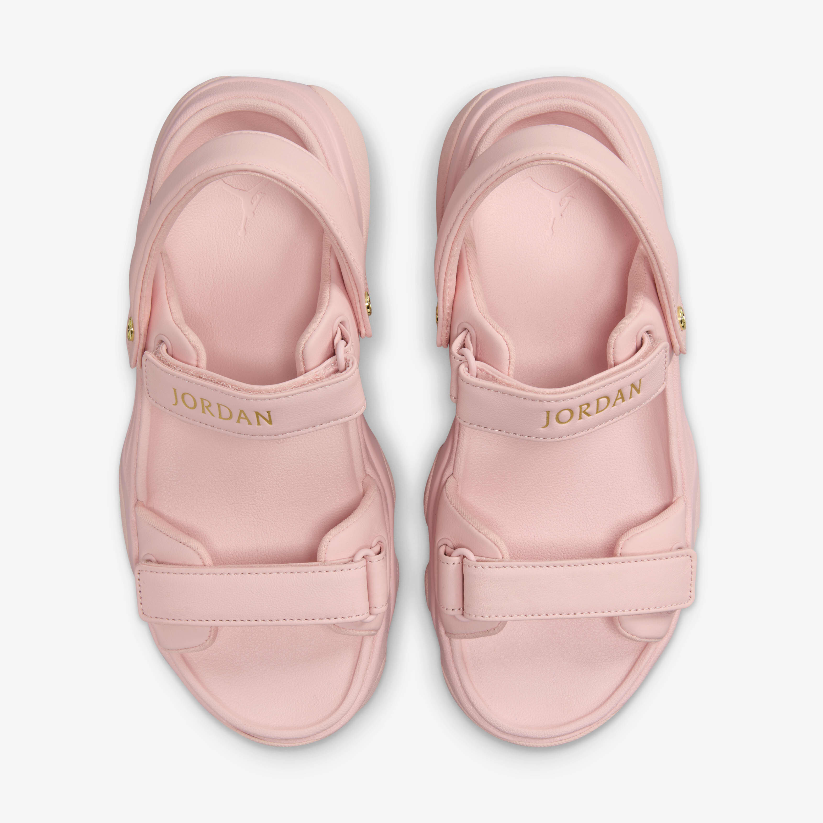 Jordan Deja image number 3