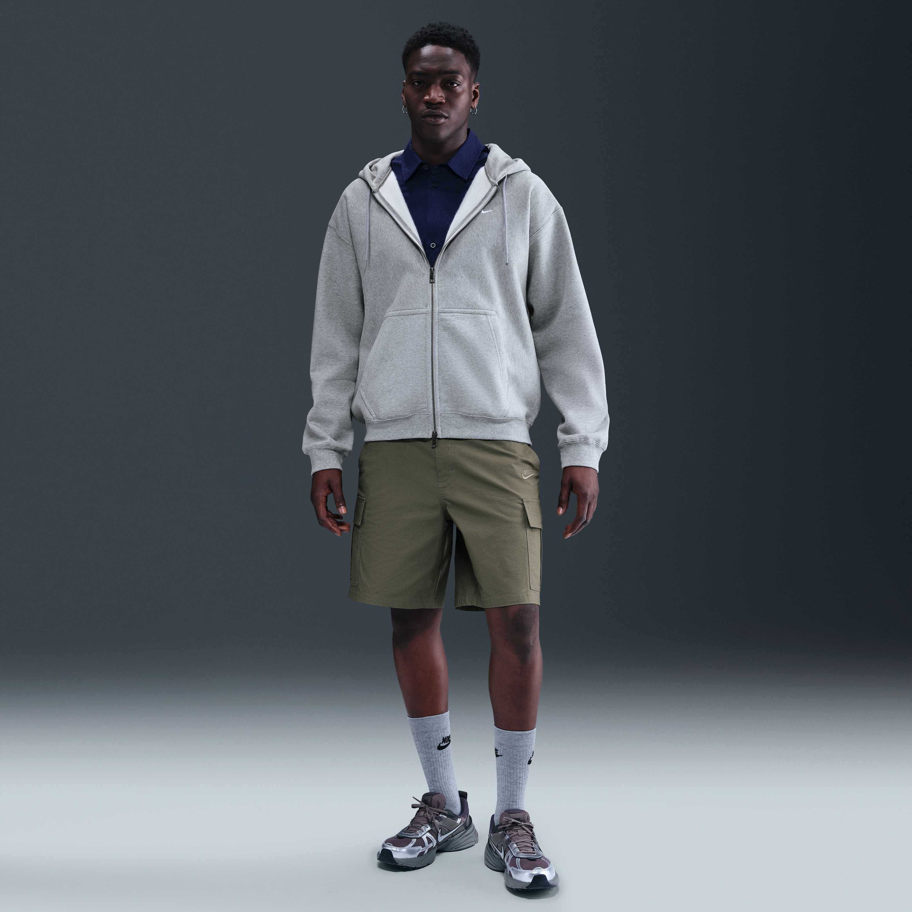 Nike Solo Swoosh image number 3