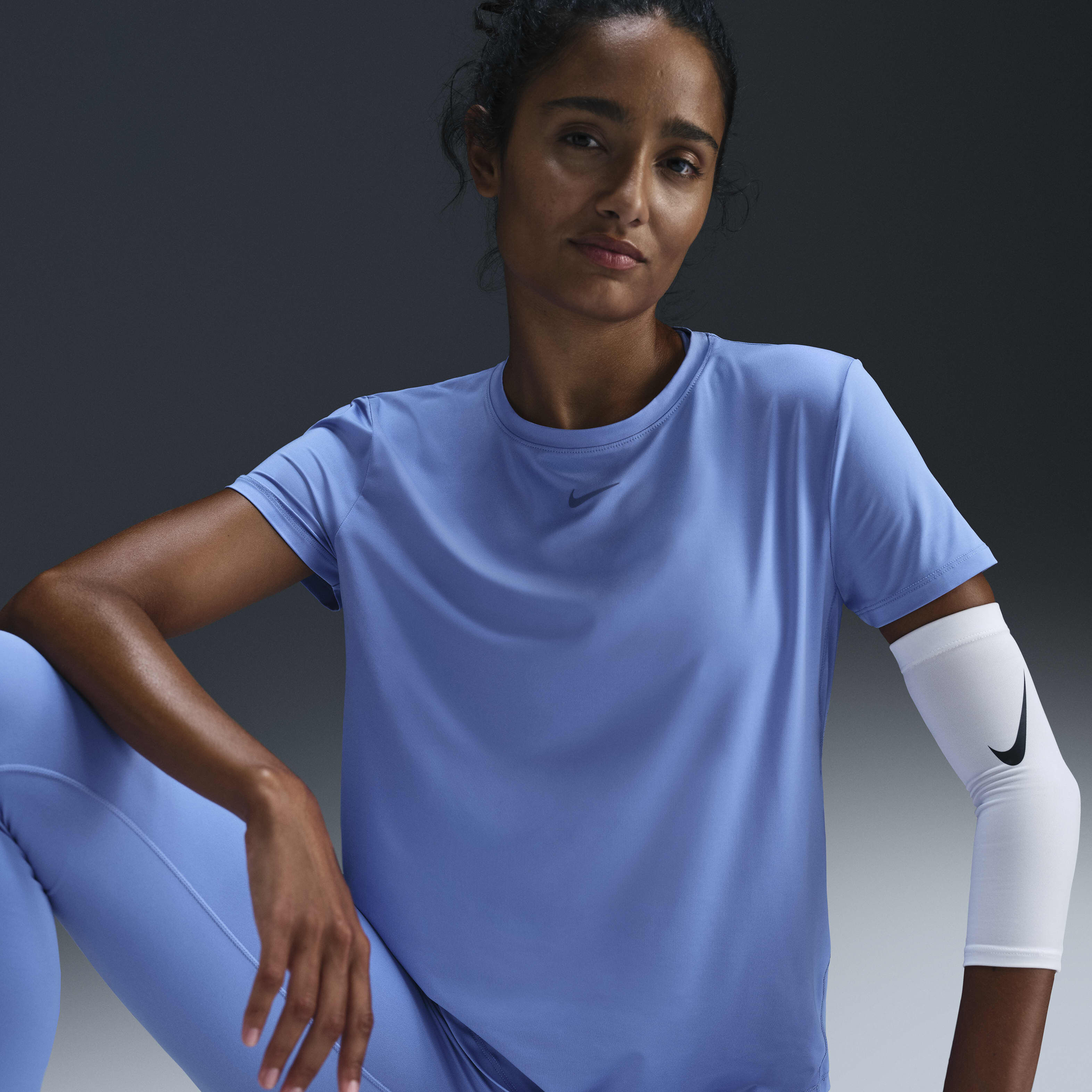 Shop Women s Tops and T Shirts Online in KSA Nike Women s Tees
