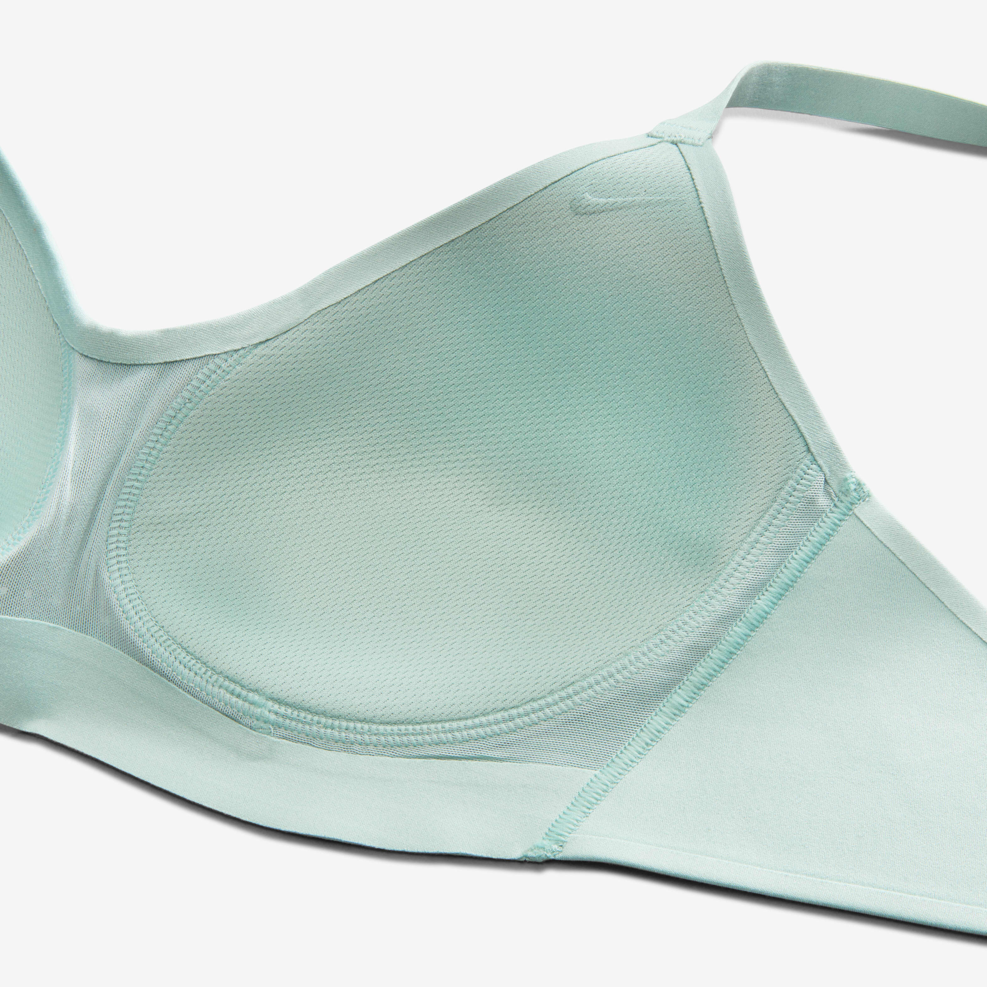 نايكي اليت مينيماليست image number 3