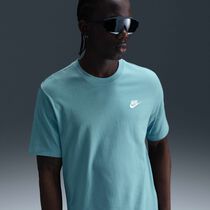 Nike Sportswear Club
