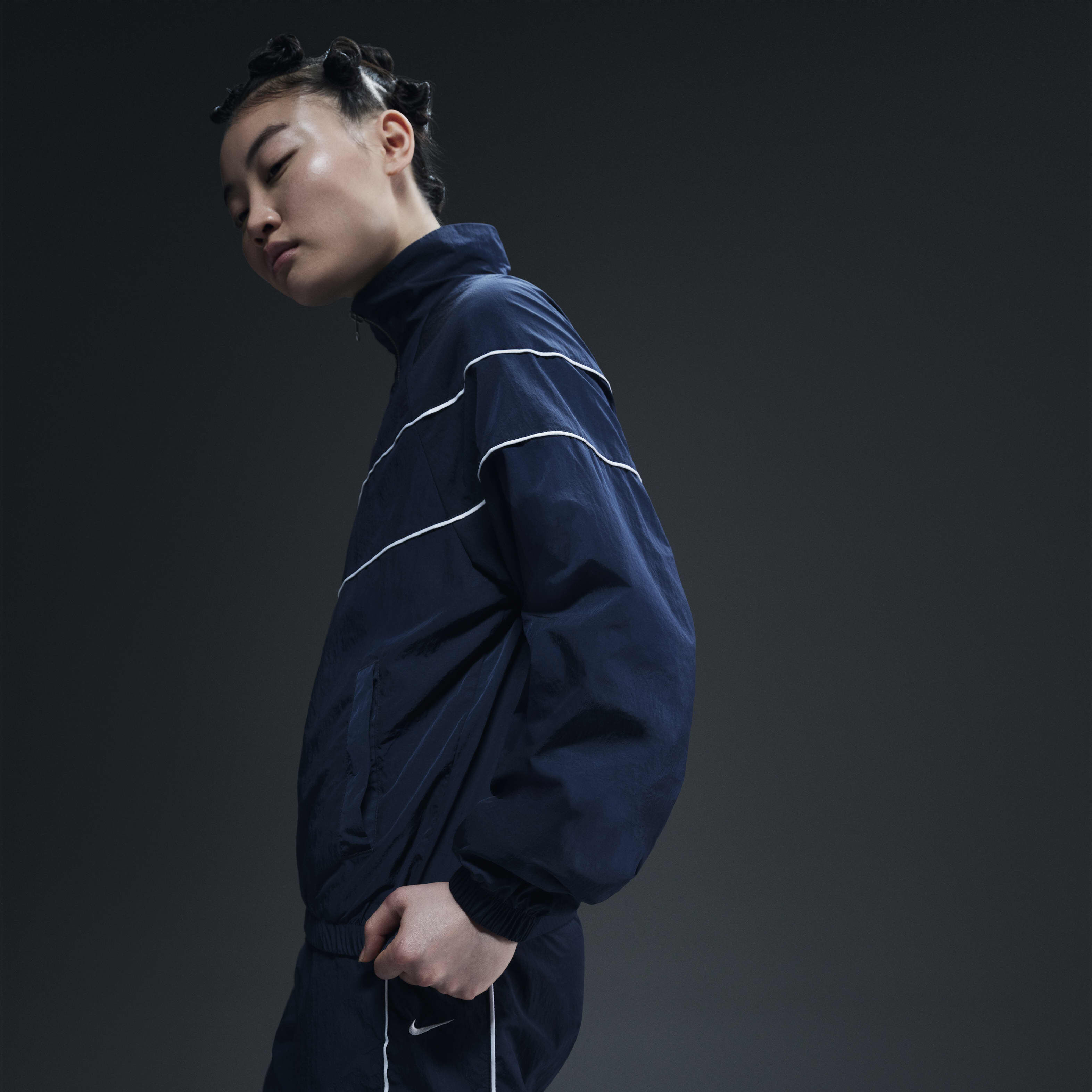 Nike Windrunner image number 1