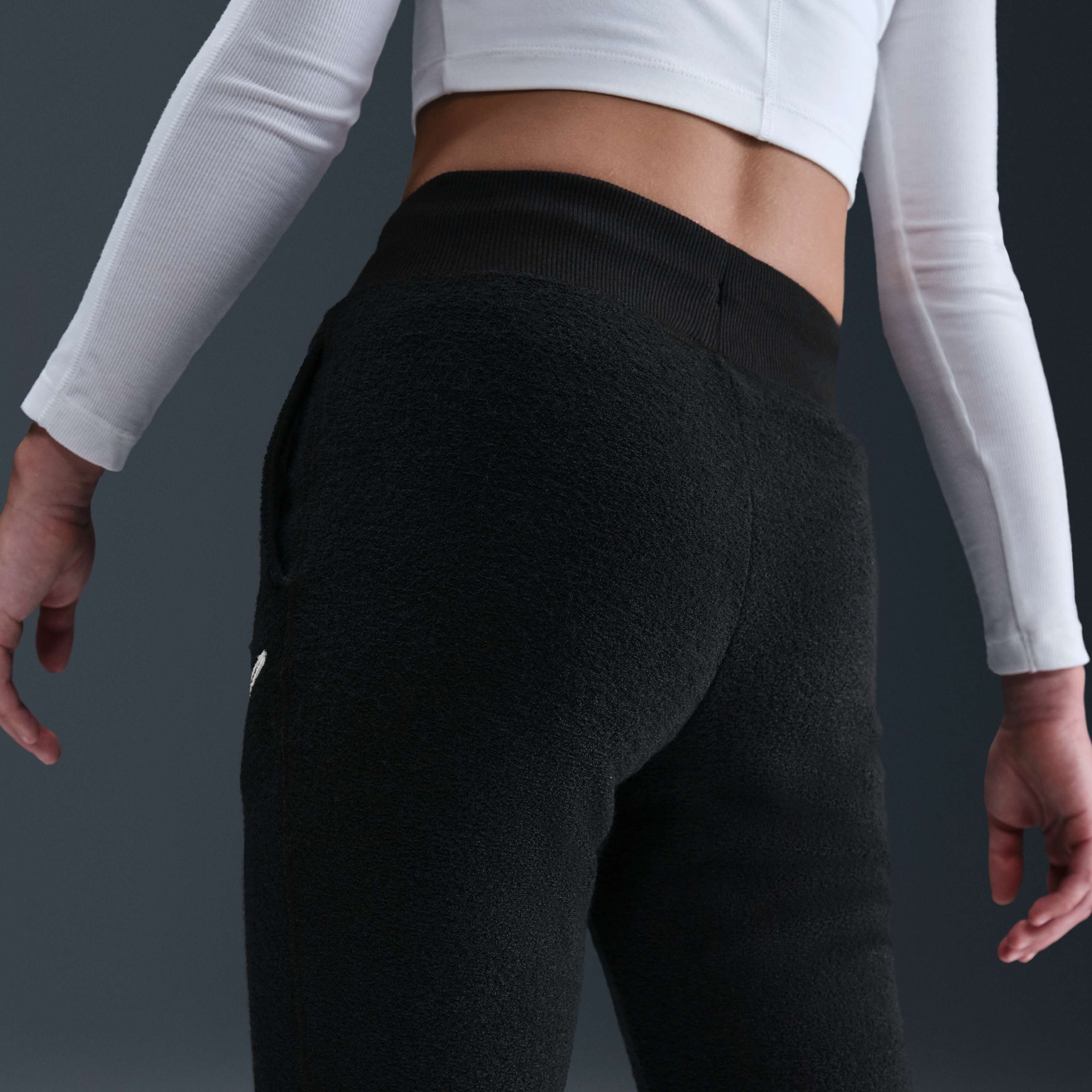 نايكي سبورتسوير image number 2