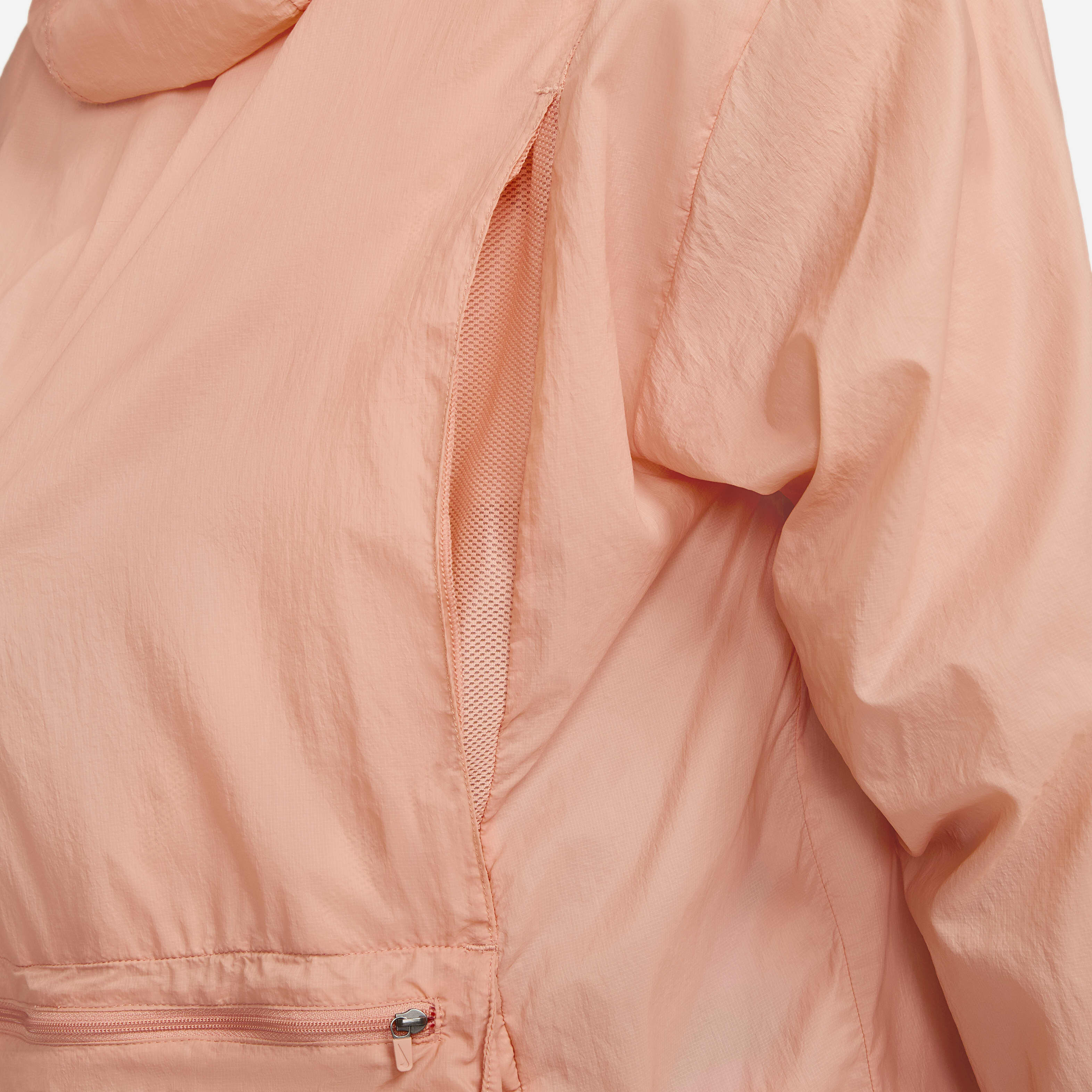 نايكي رن ديفيجن image number 4