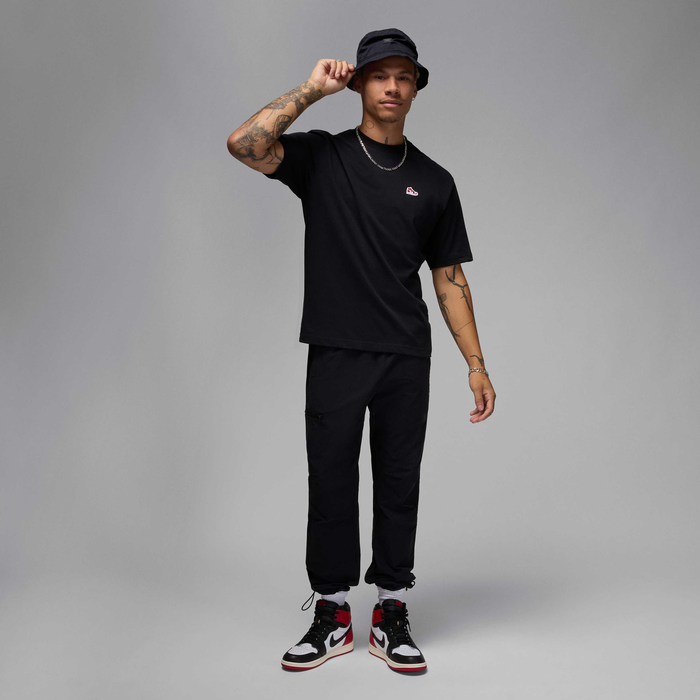 ★Nike★ Jordan Brand Sneaker Patch T-Shirt M Black Varsity Buy Jordan Brand Men's Sneaker Patch T-Shirt - Black/Varsity