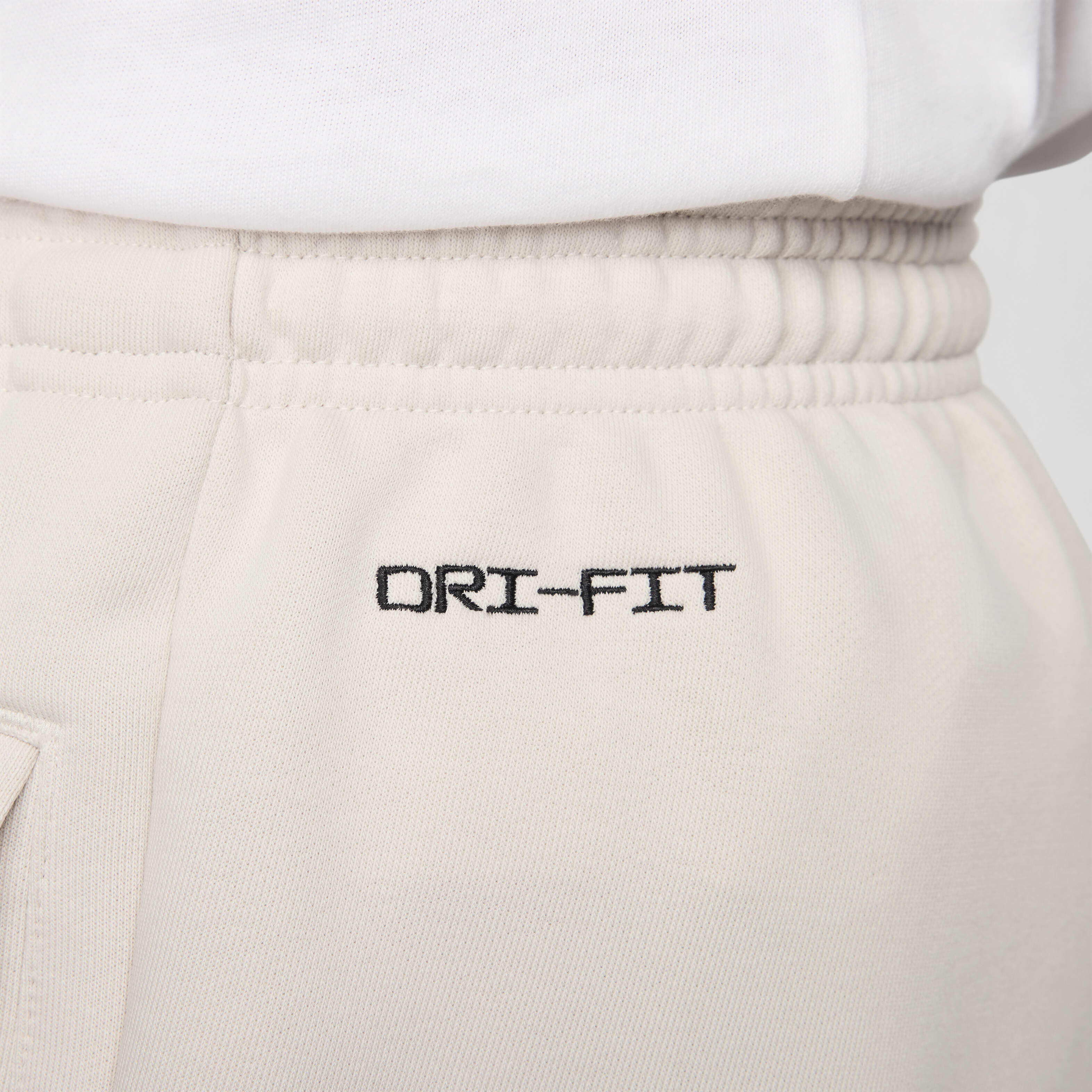 ليفربول ستاندرد ايشيو image number 6