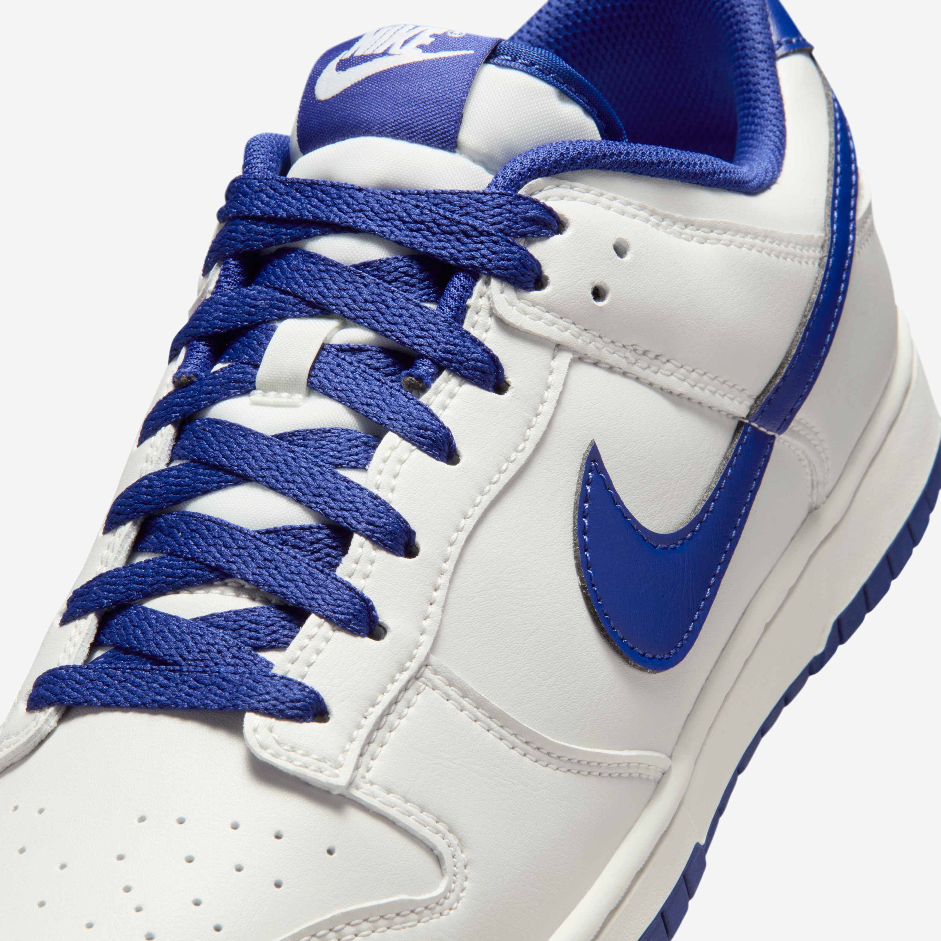 Nike Dunk Low Retro image number 6