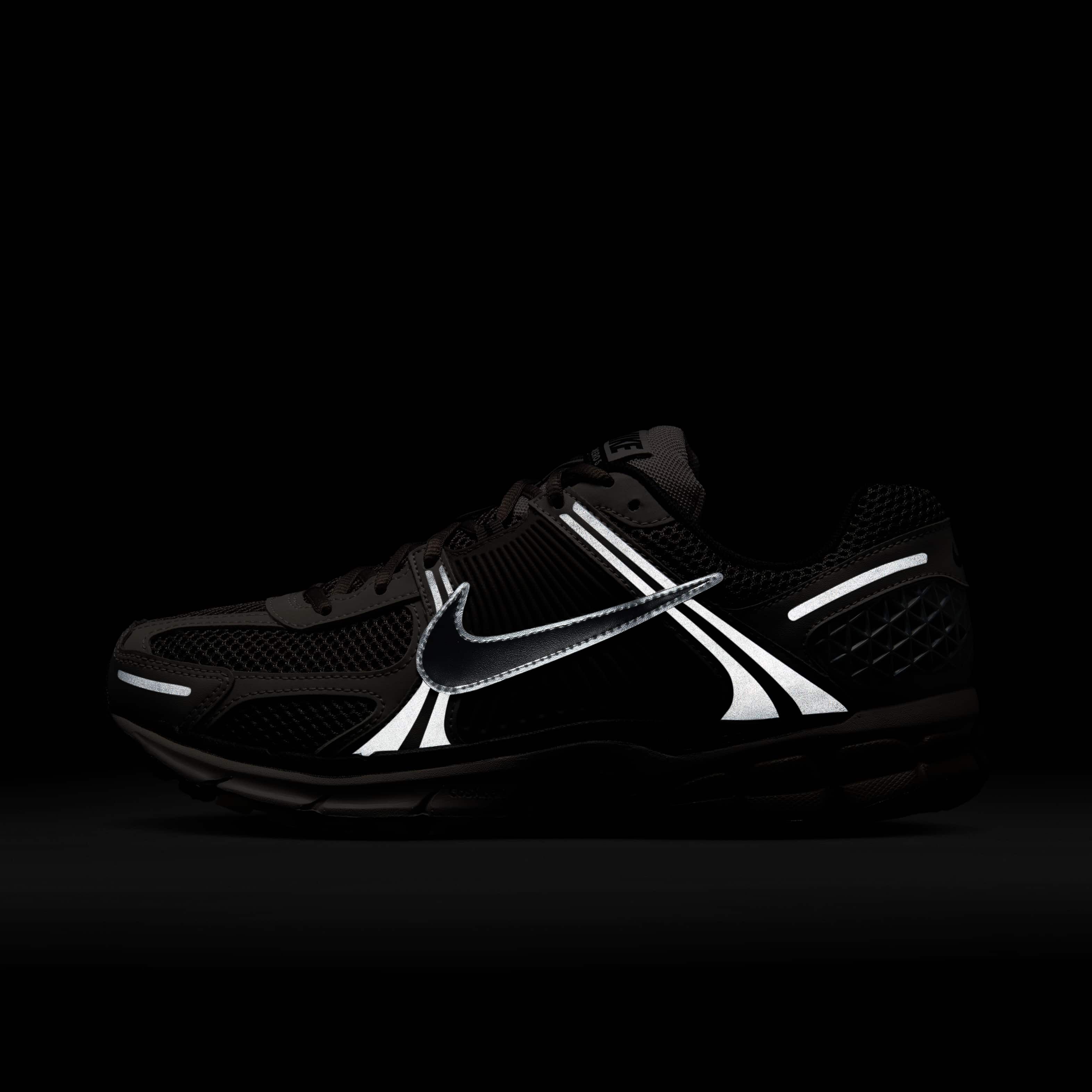 Buy Nike Zoom Vomero 5 Men's Shoes - College Grey/Cave Stone