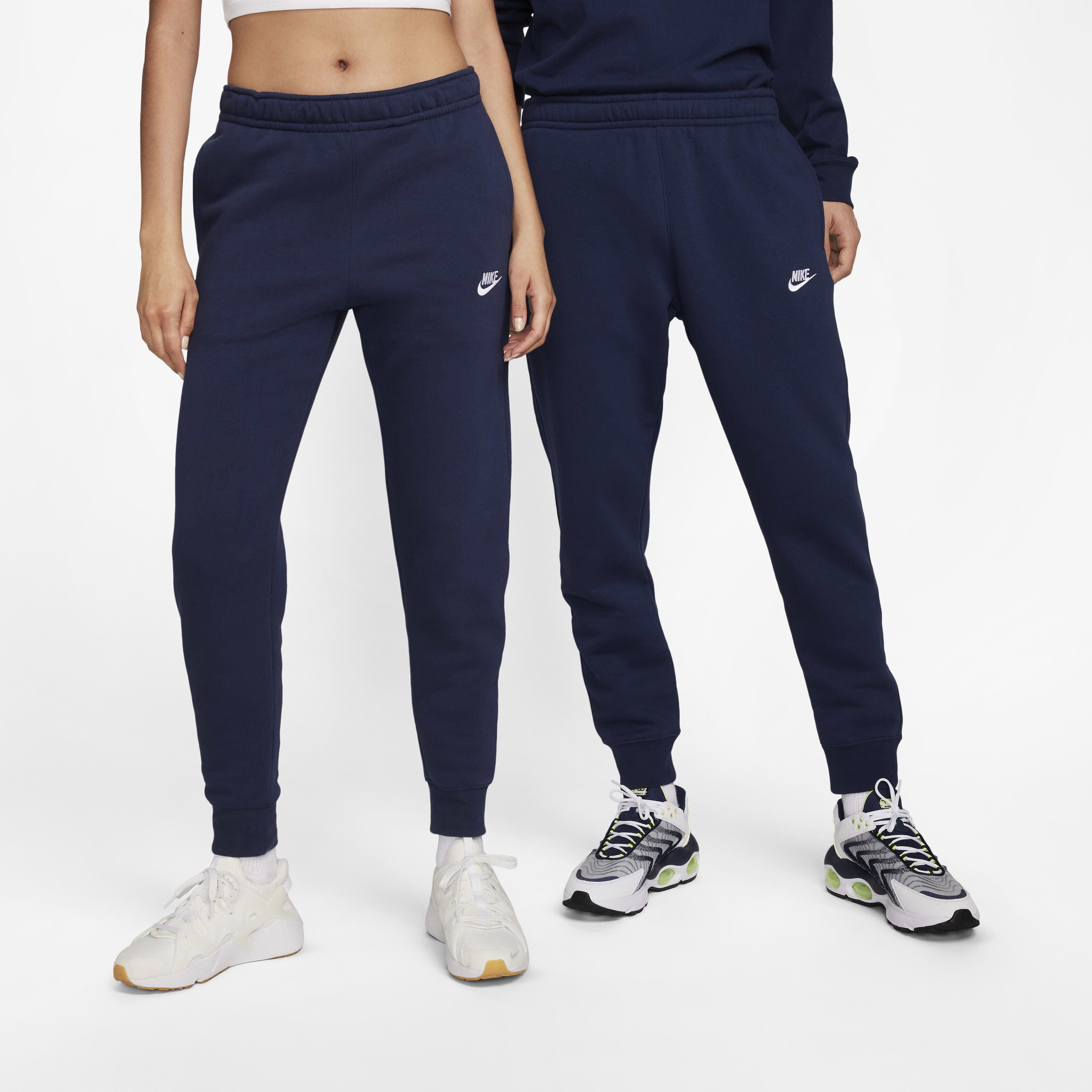 Nike joggers and sweatpants cheap