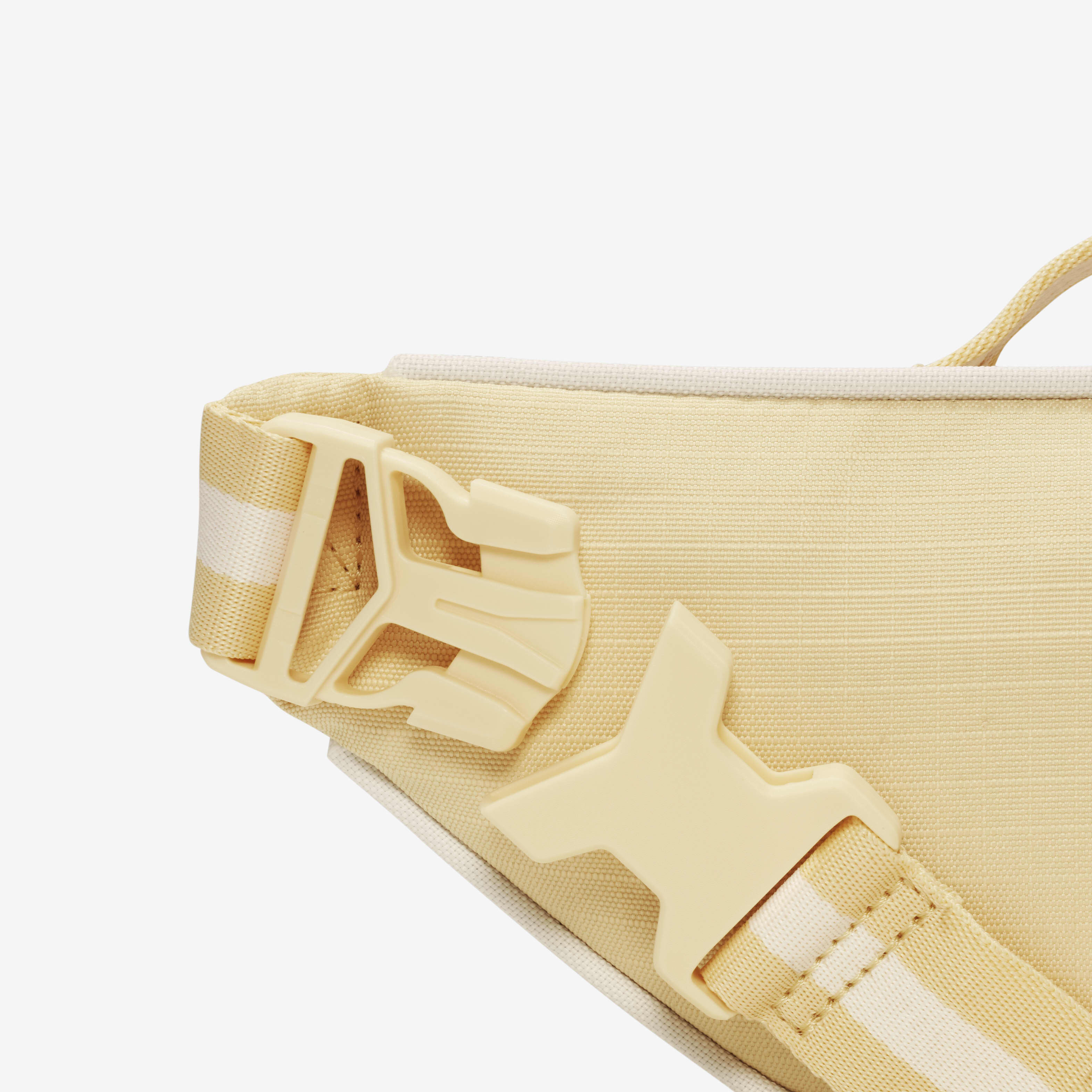 نايكي هيرتيج image number 5