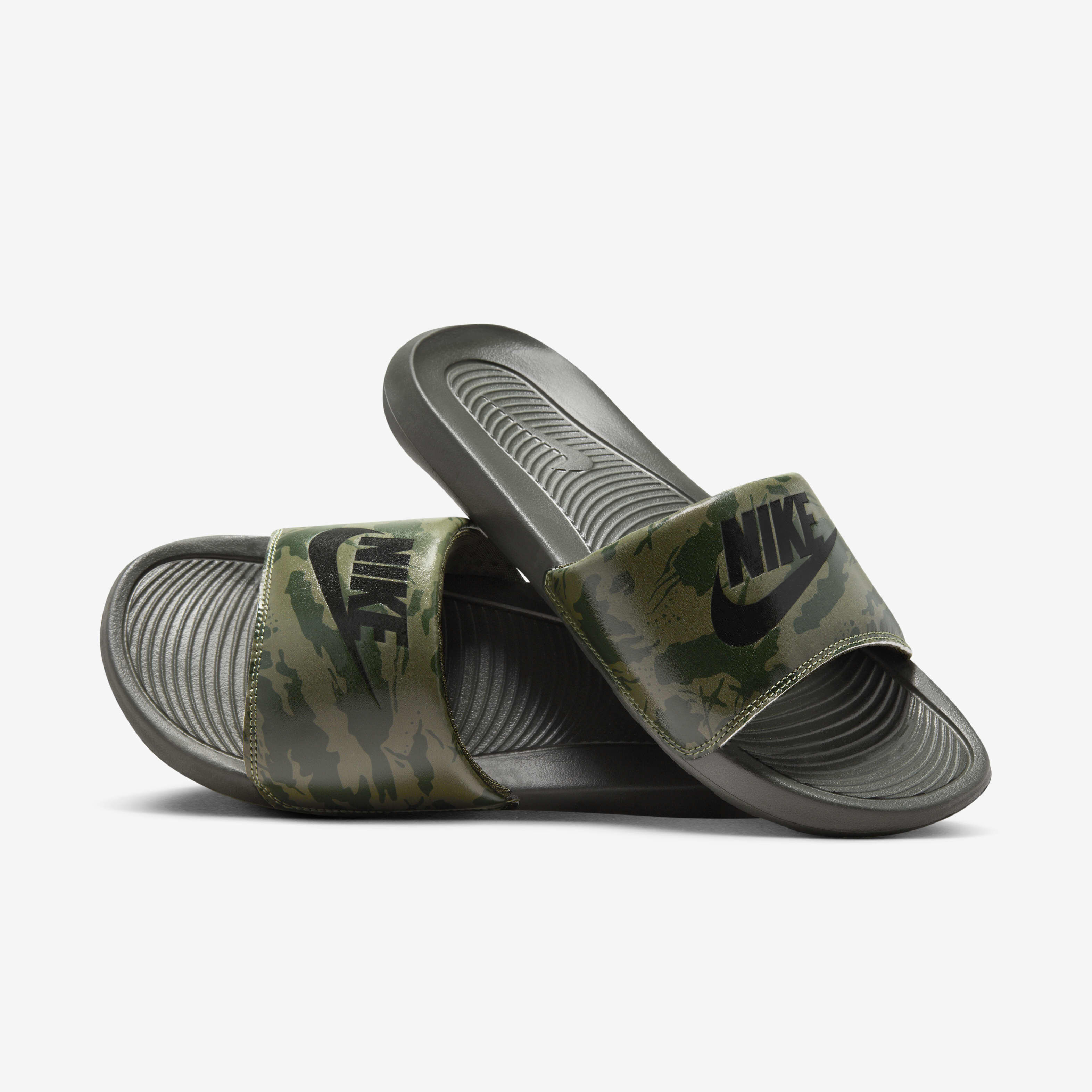 Men's nike camo slides shop