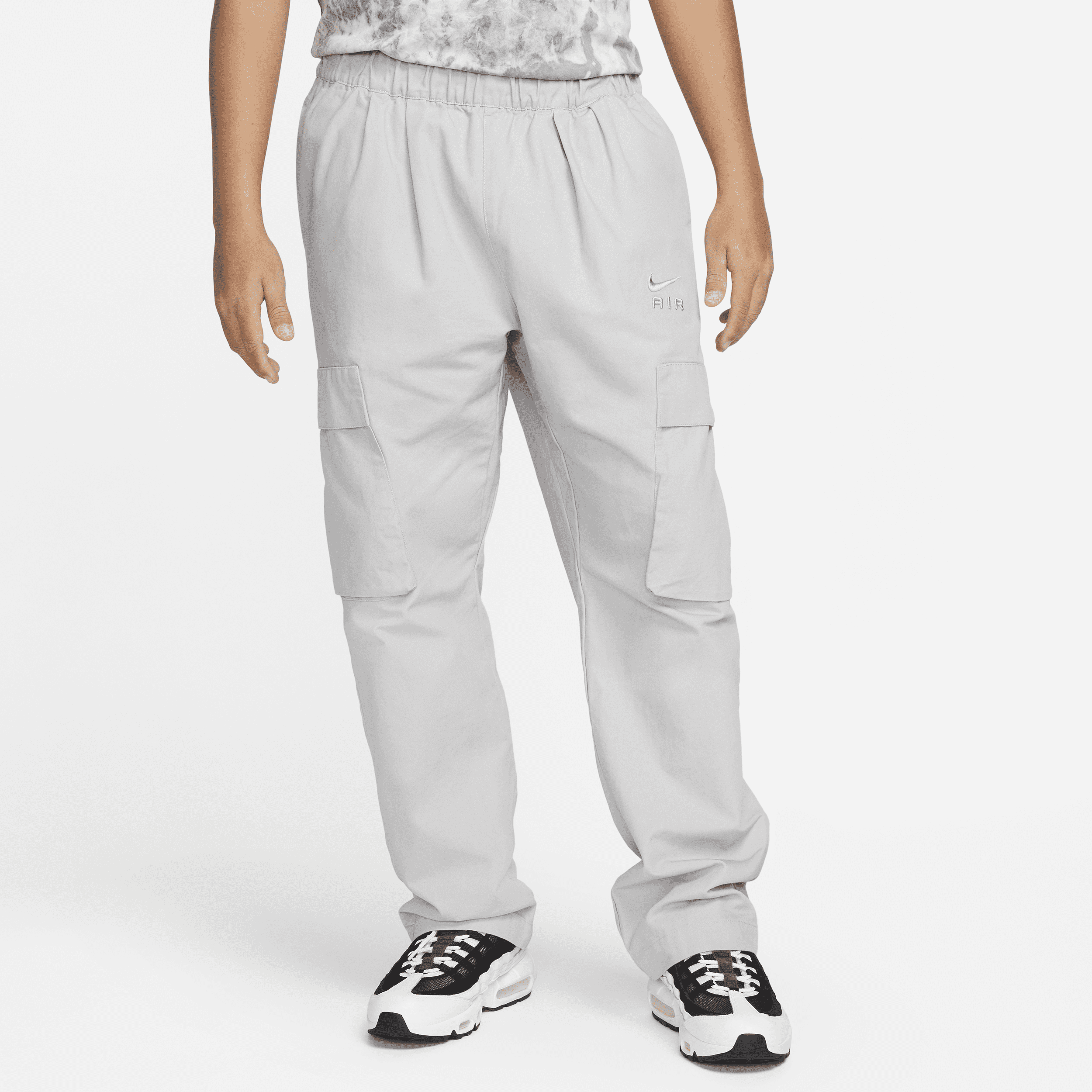 Shop Sportswear Air Men s Woven Cargo Trousers Nike KSA