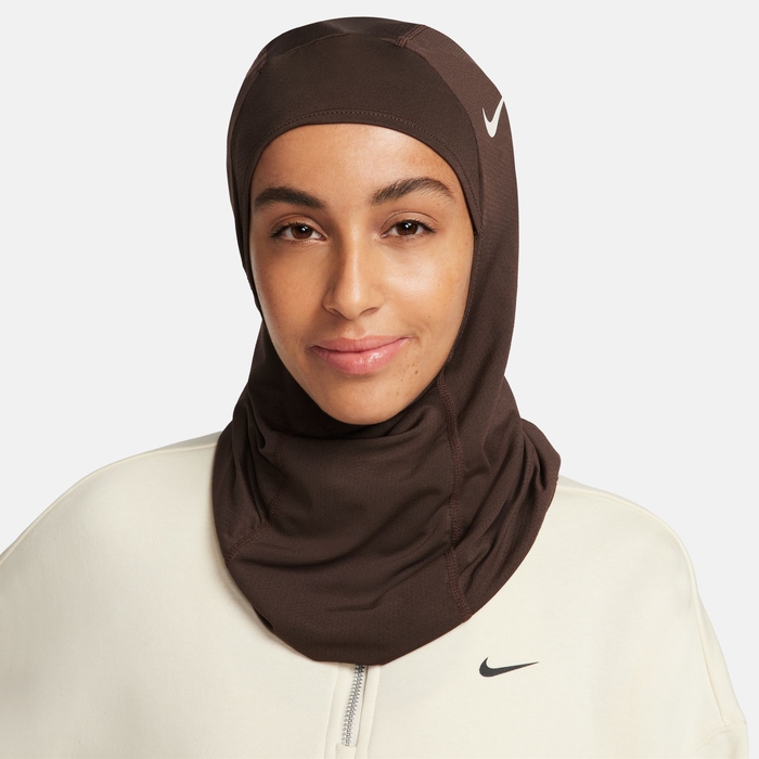 Buy Nike Pro Hijab 2.0 Baroque Brown Sail Nike Saudi Official