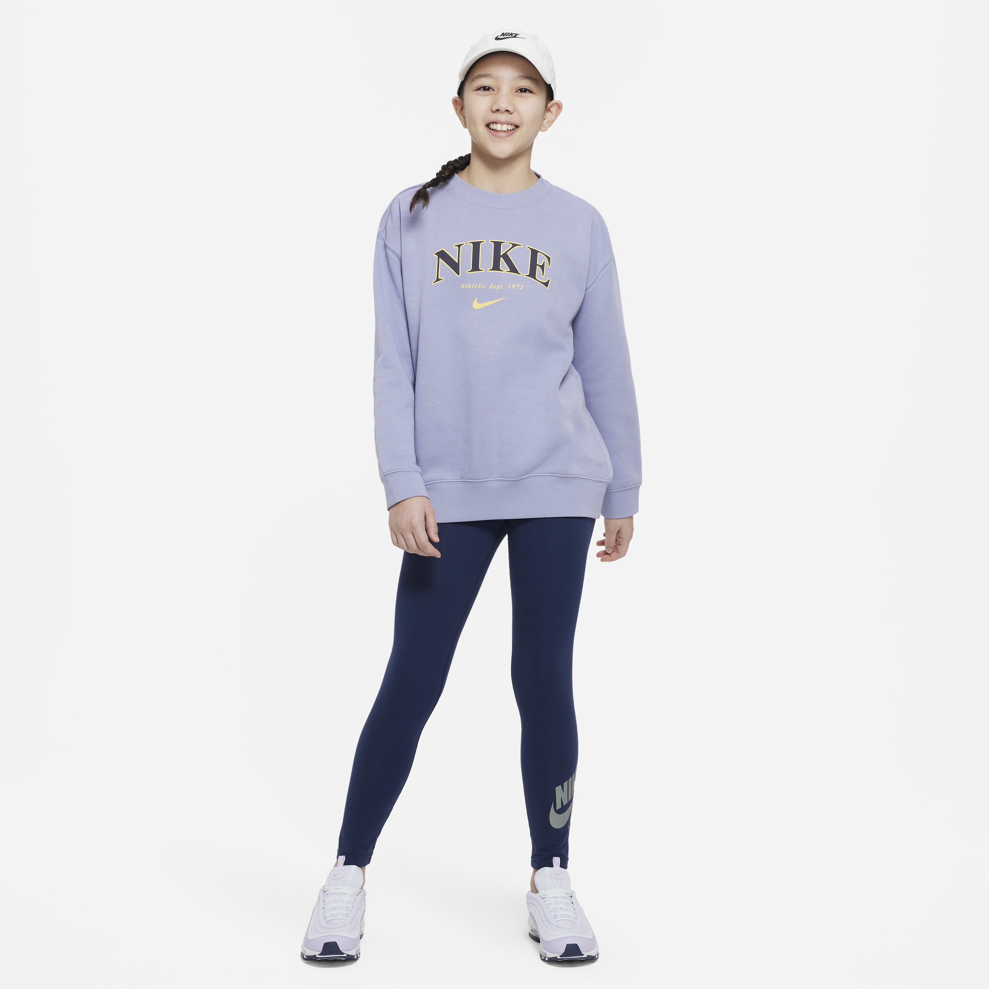 نايكي سبورتسوير image number 3