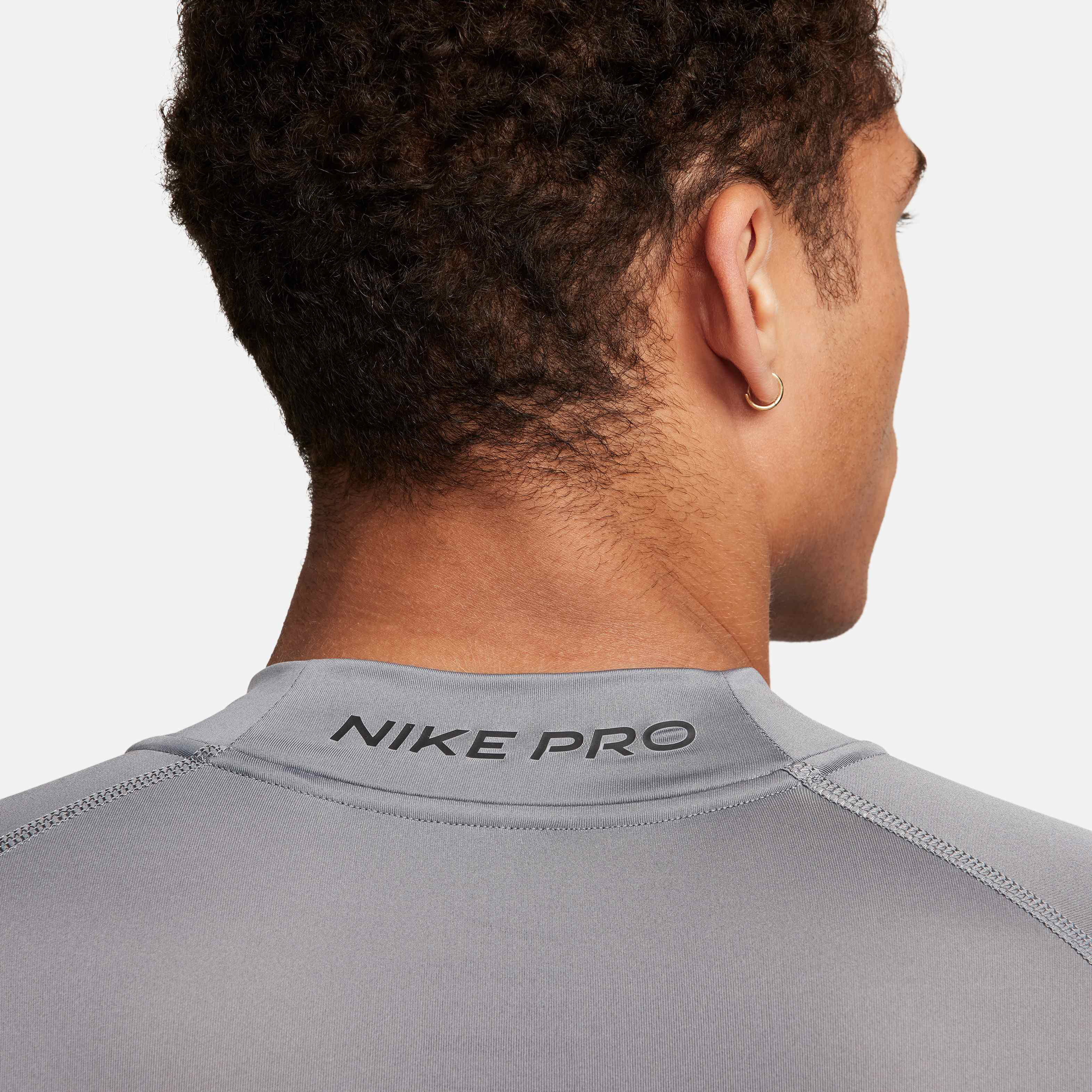 Nike Pro image number 3