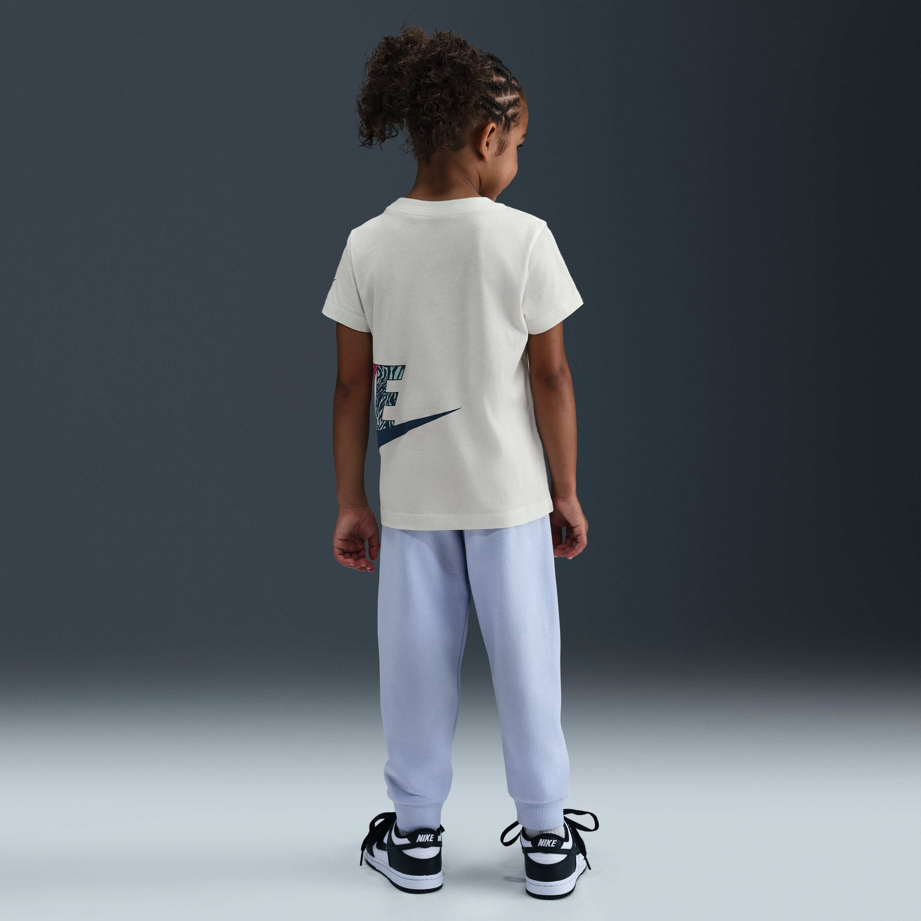 Nike Wild Warmth image number 4