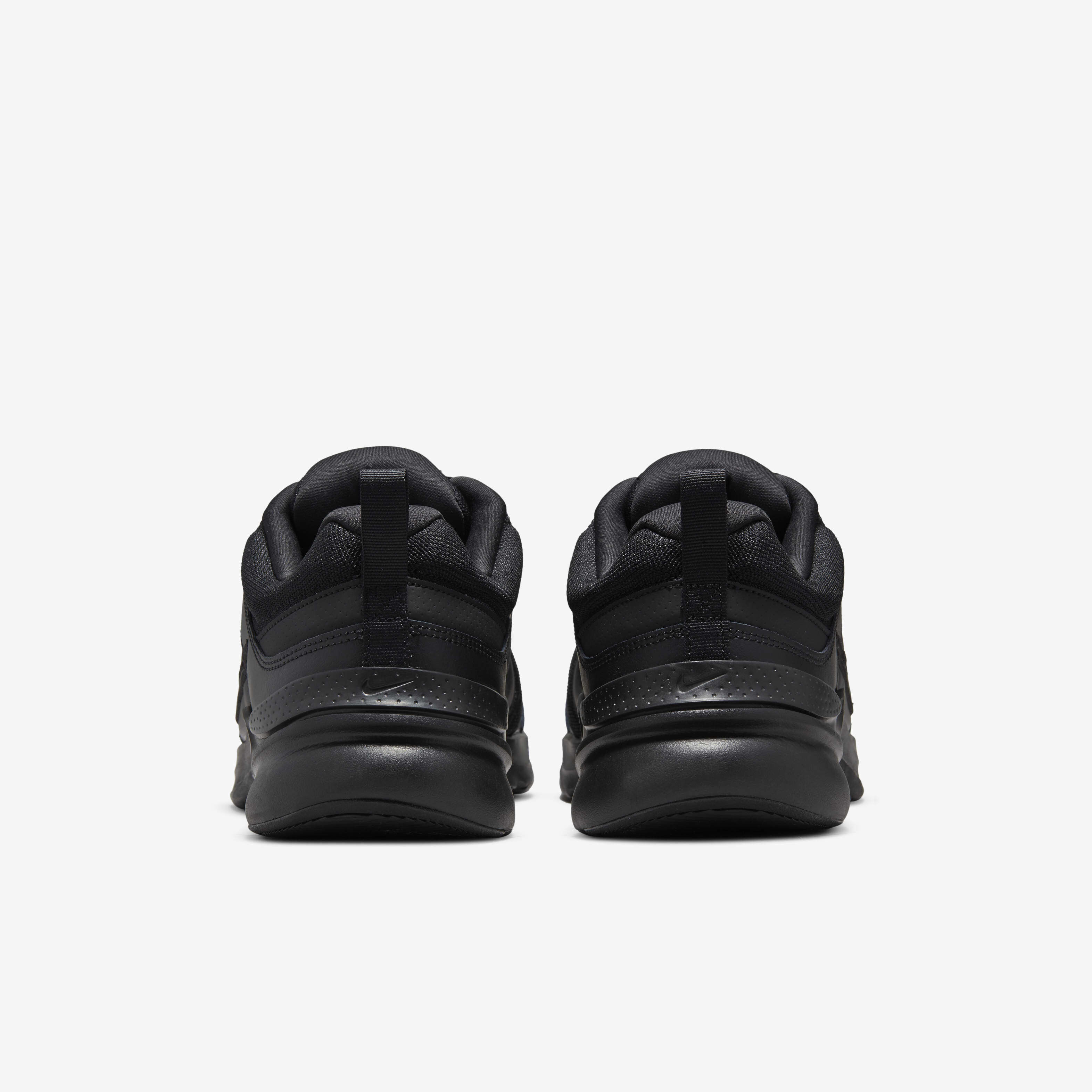Puma defy all black online