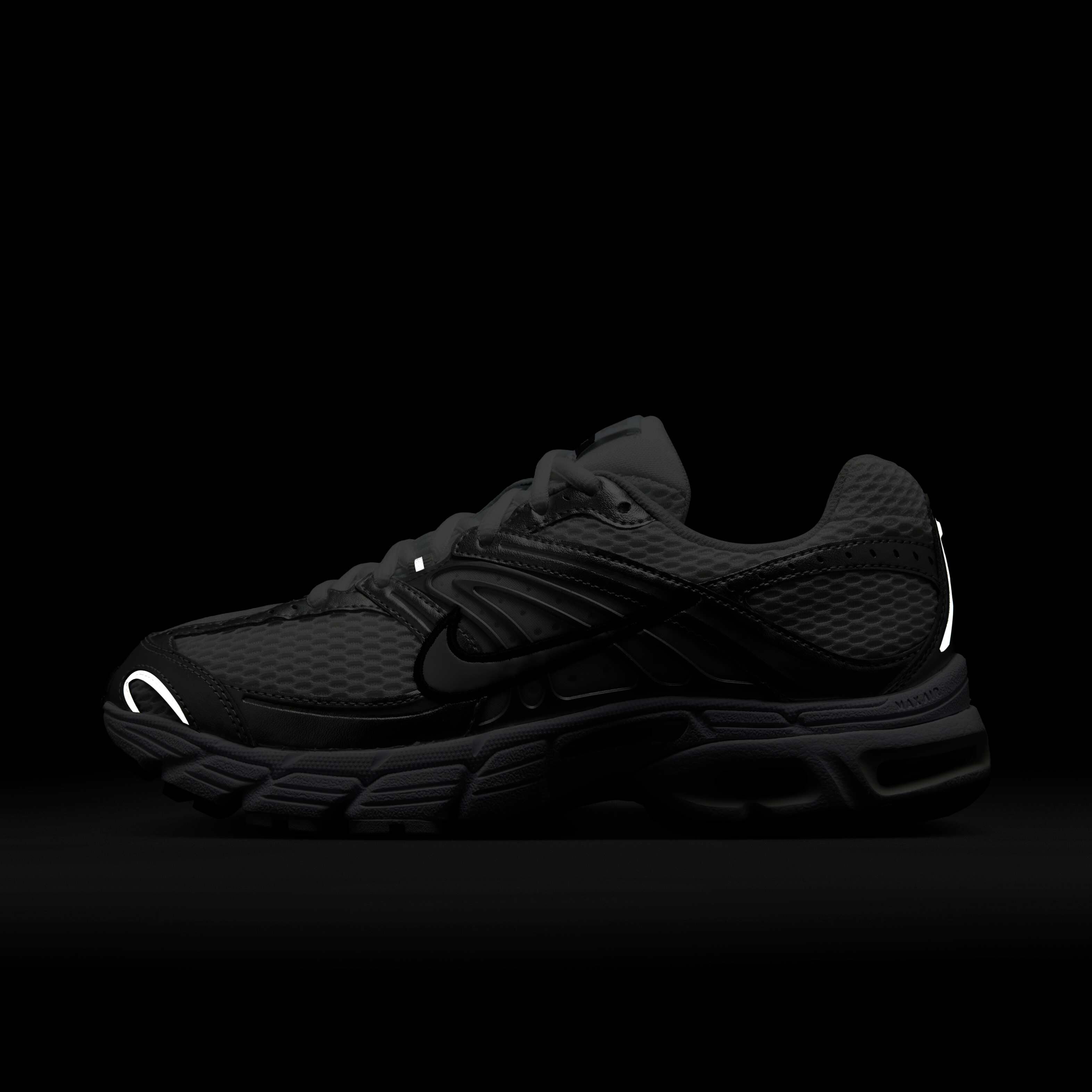 ◆正規品◆NIKE AIR MAX MOTO 2K(W)◆関税込◆男女共用◆人気◆ Nike Air Max Moto 2K Women's Shoes. Nike.com