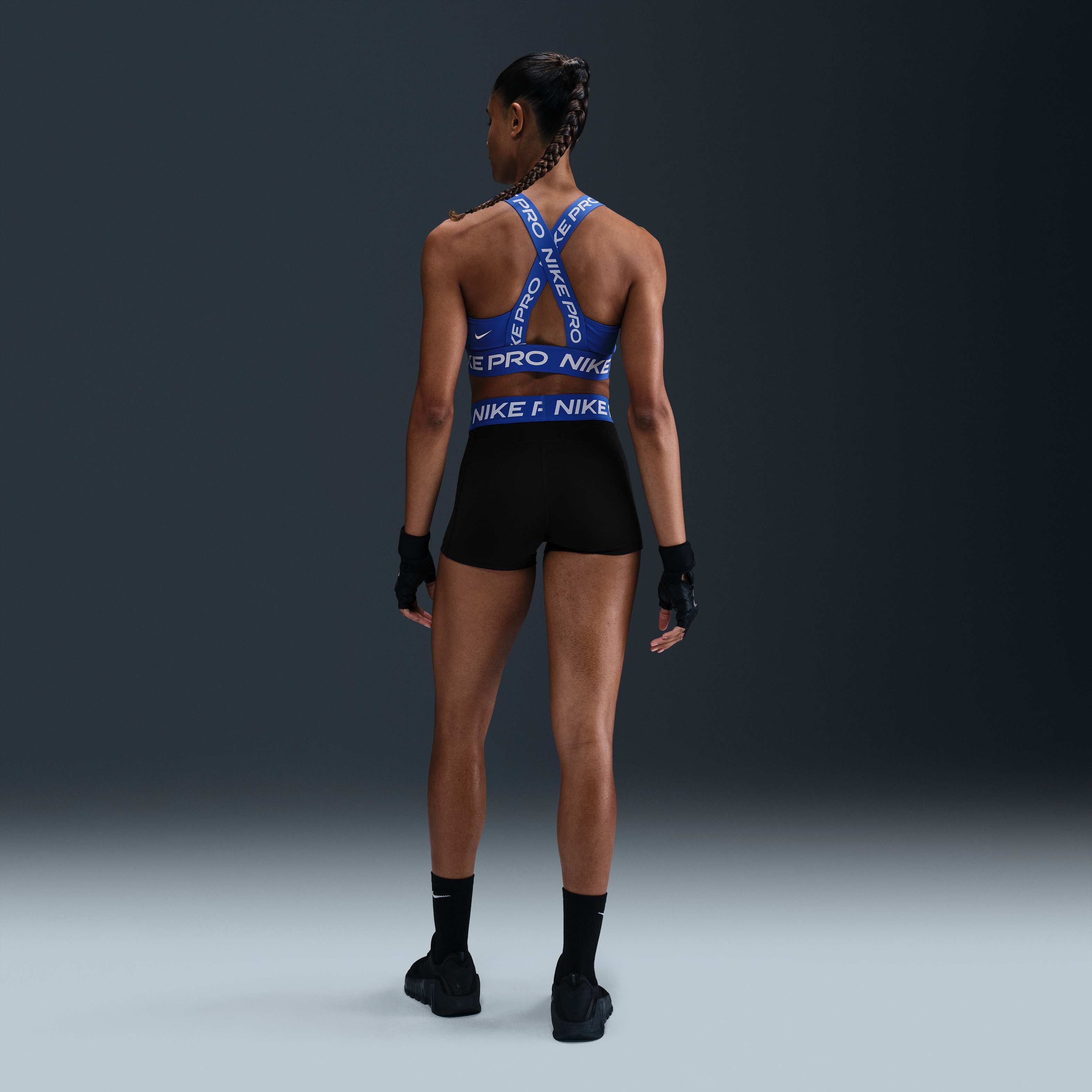 نايكي برو image number 4