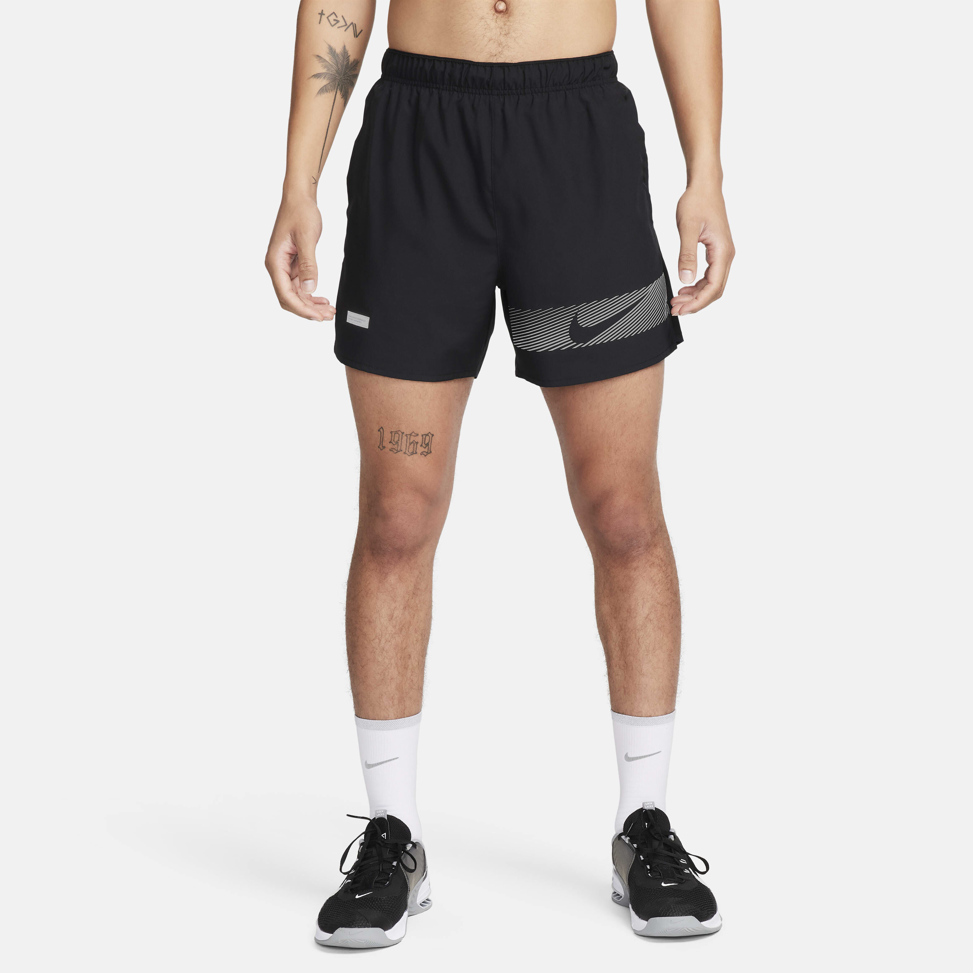 Buy Nike Challenger Flash Men s Dri FIT 13cm approx. Brief lined Running Shorts Nike Saudi Official