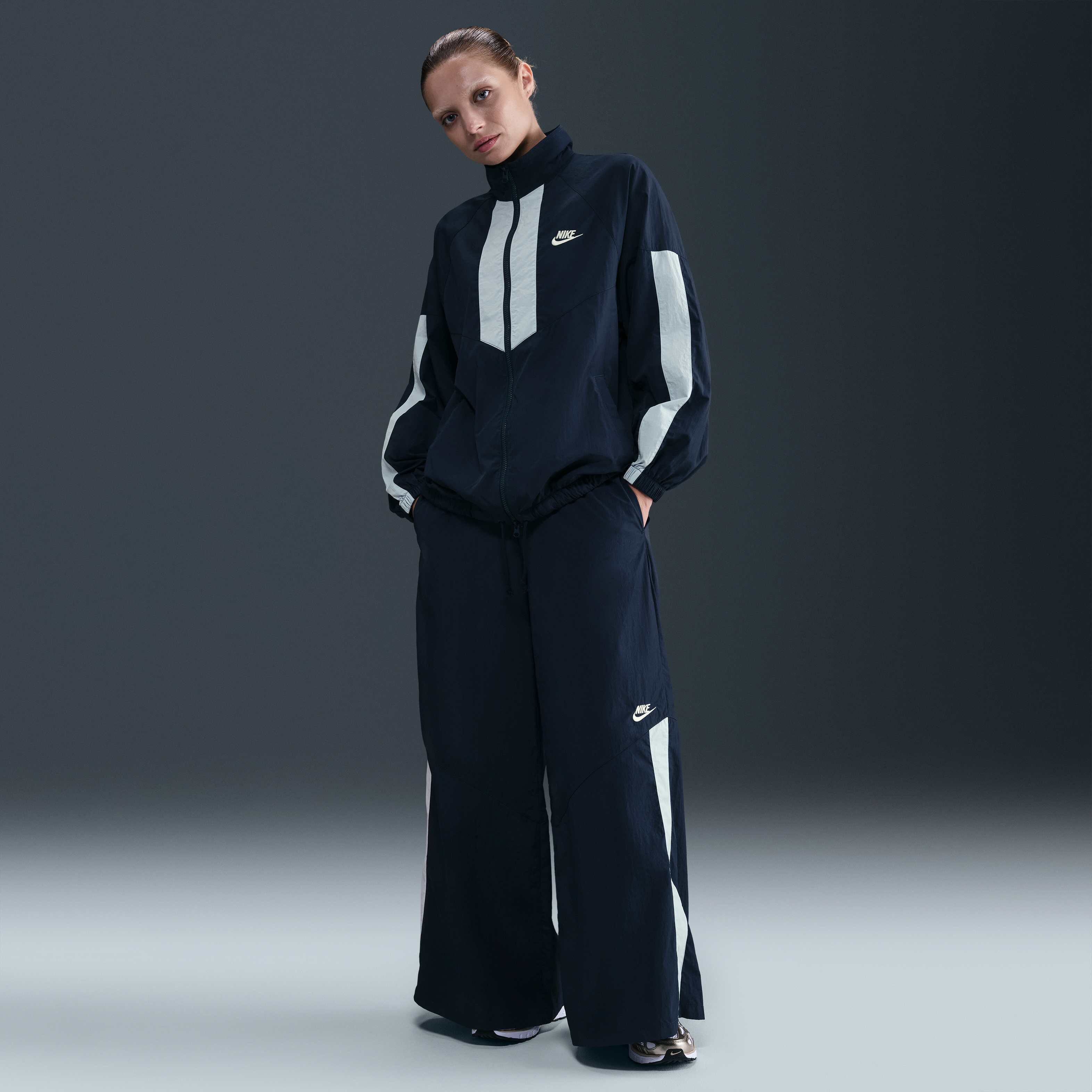 Nike Sportswear Windrunner image number 3