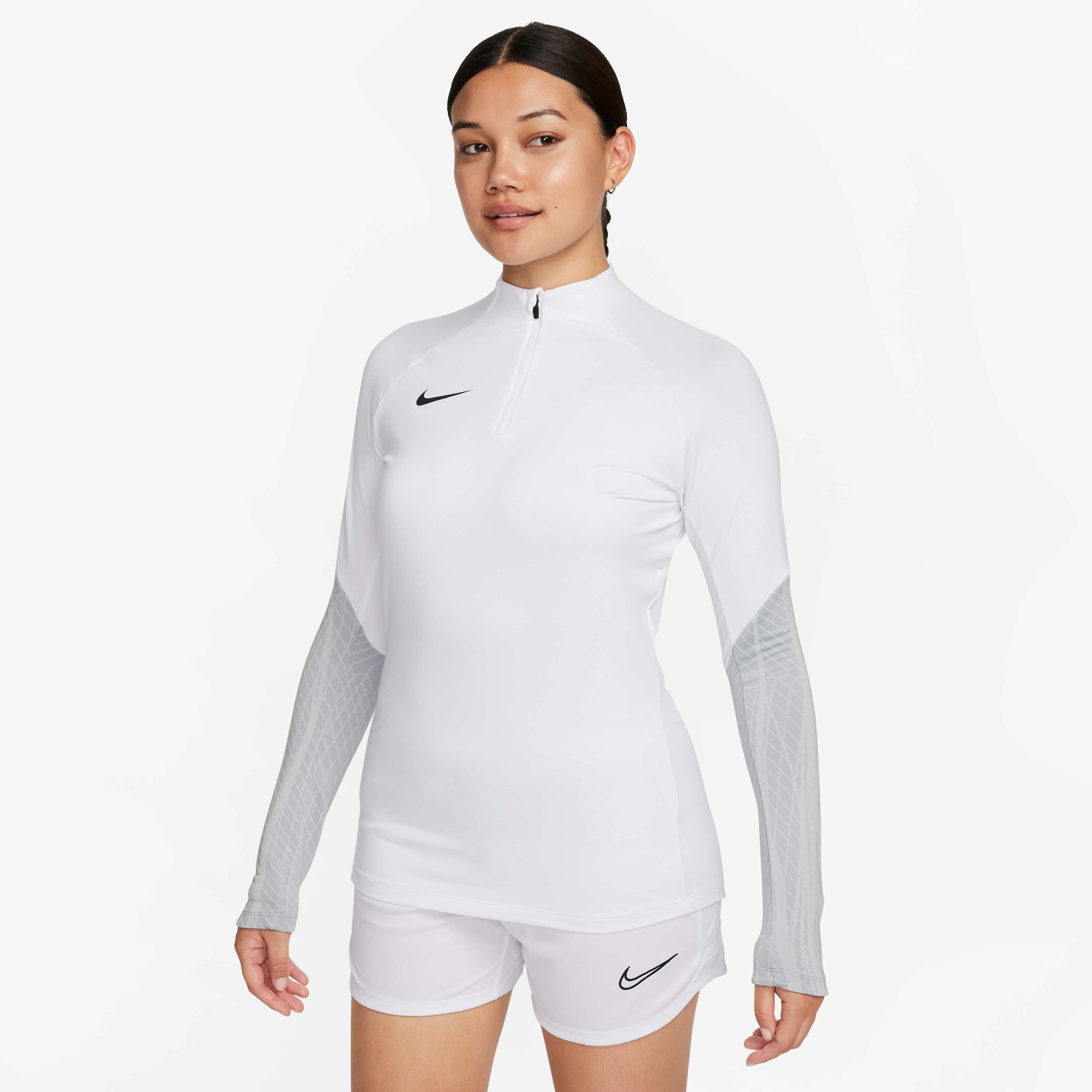 Nike Dri-FIT Strike image number 0