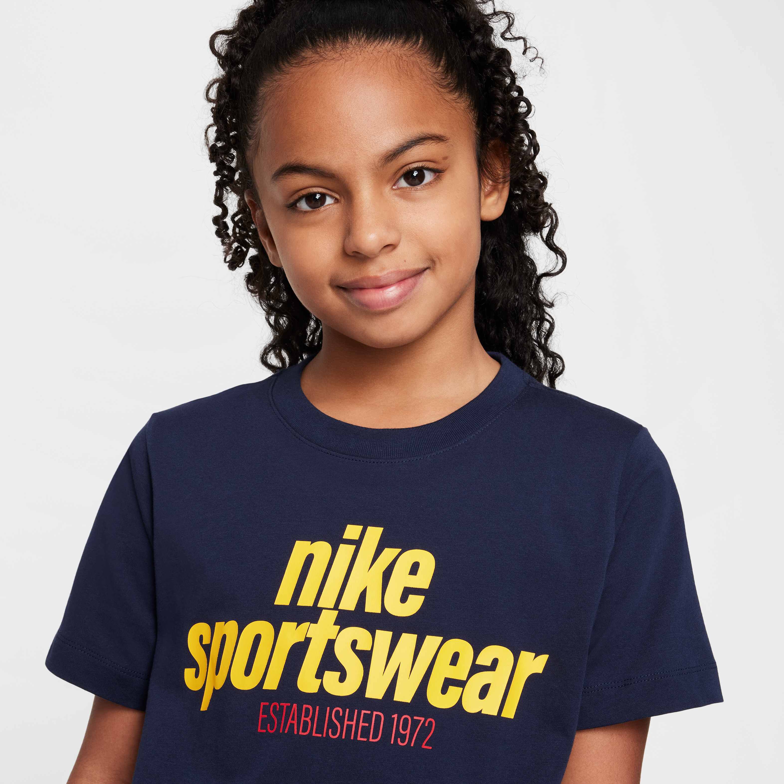 Nike Sportswear image number 2