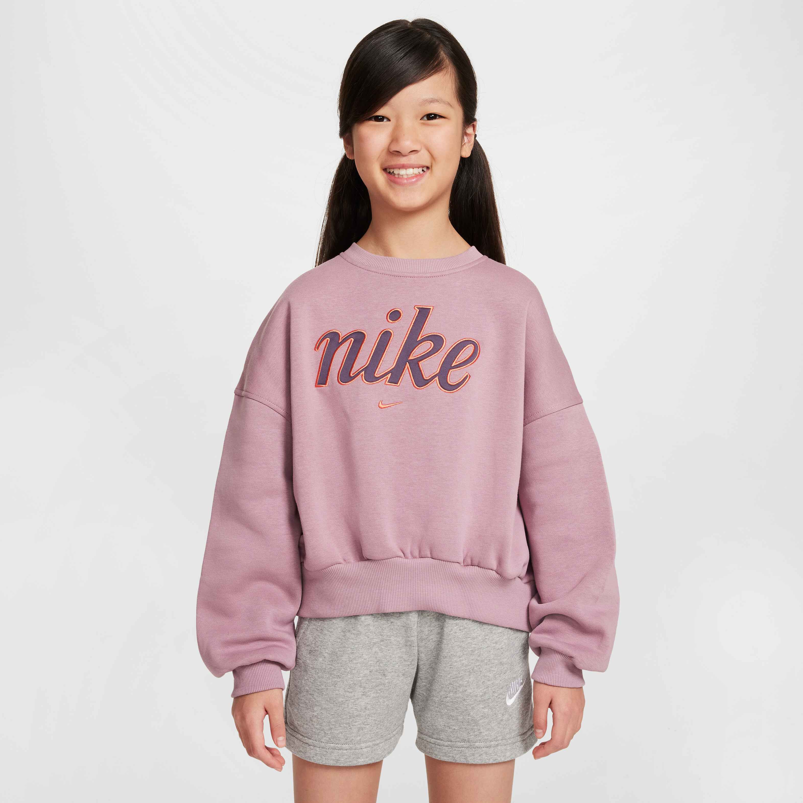 Nike club crewneck sweatshirt in pink discount