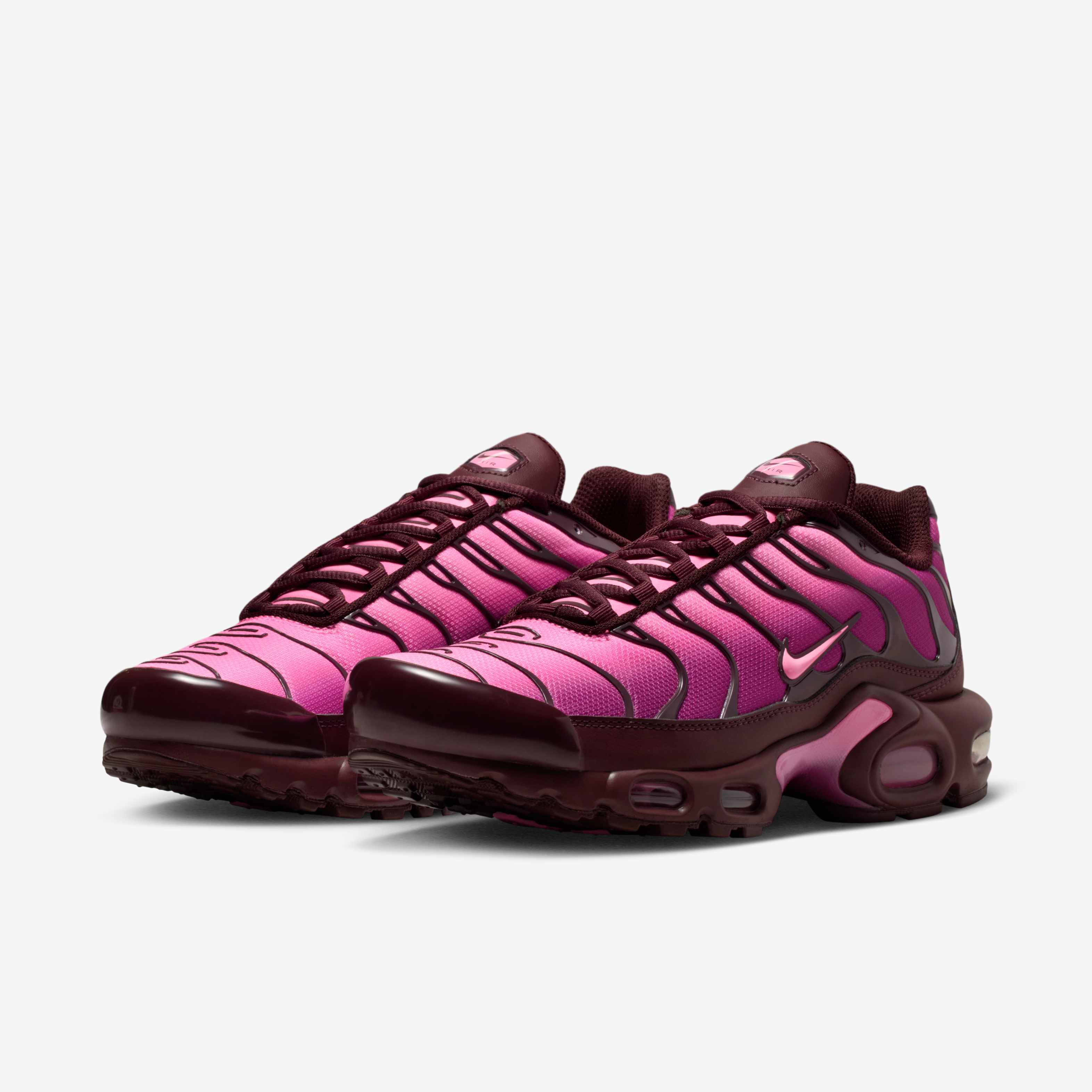 Nike Air Max Plus image number 4