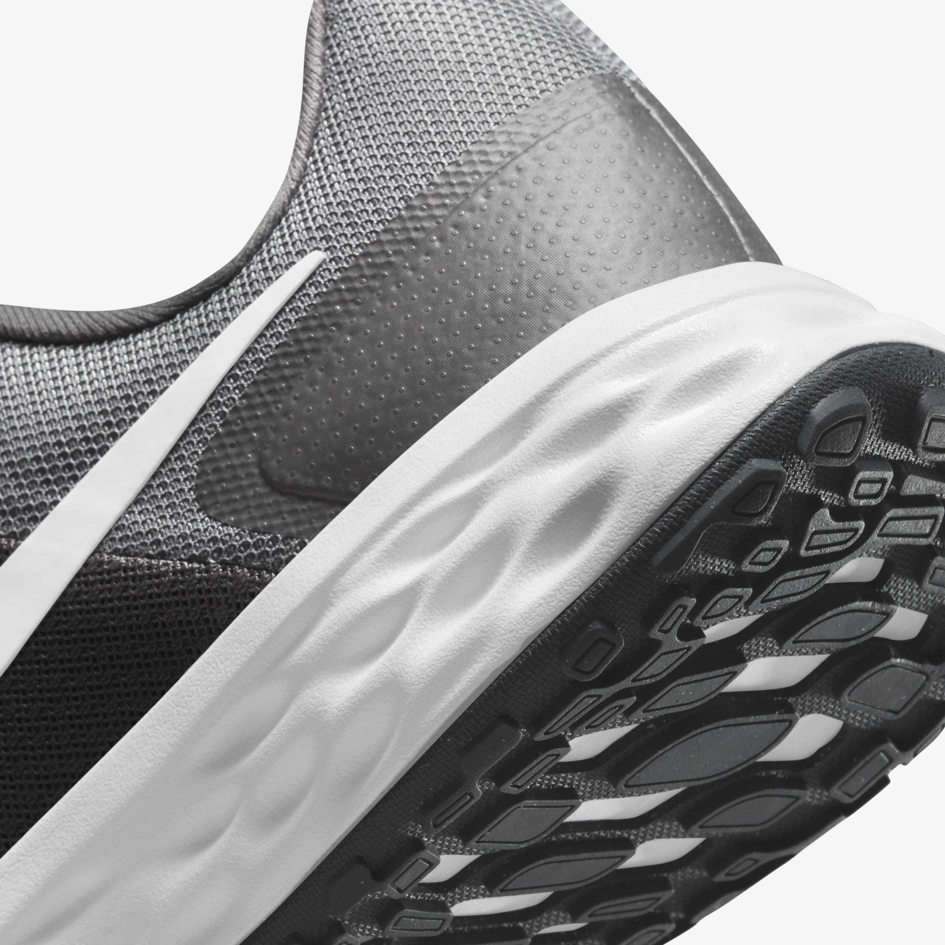 Nike Revolution 6 image number 7