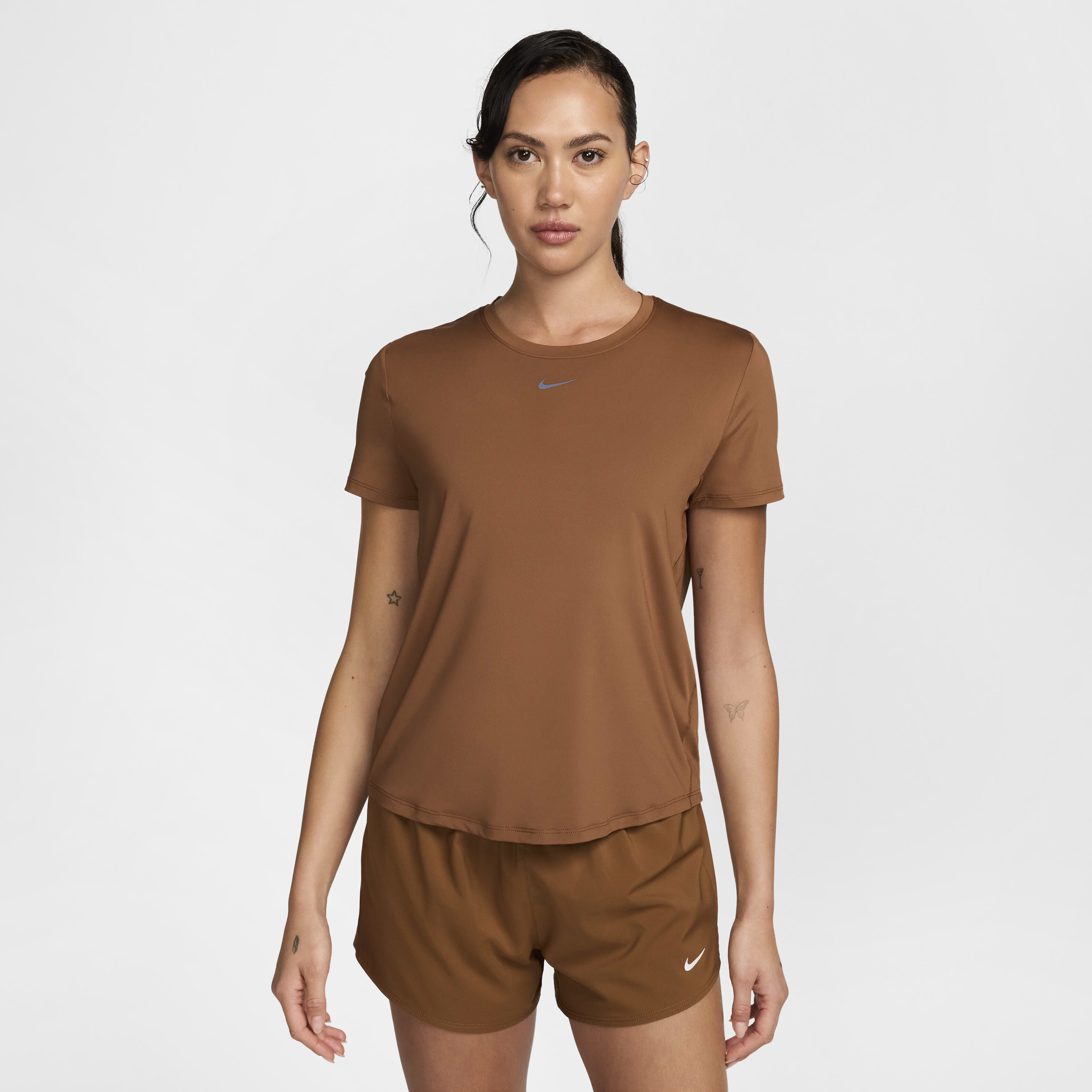 ショートパンツ NIKE Woman Short Brown FN3211 233 NIKE: Short woman - Brown | Nike short FN3211 online at